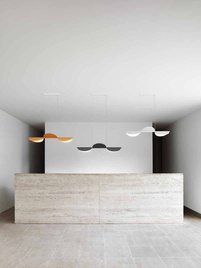 P_Md_F-Almendra-Linear-Flos-Decorative-highlight.jpg