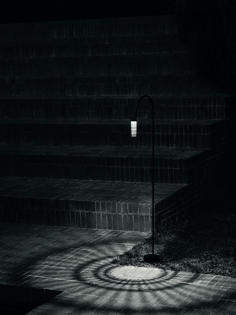 P_Md_F-Caule-Bollard-Nest-Flos-Outdoor-highlight.jpg