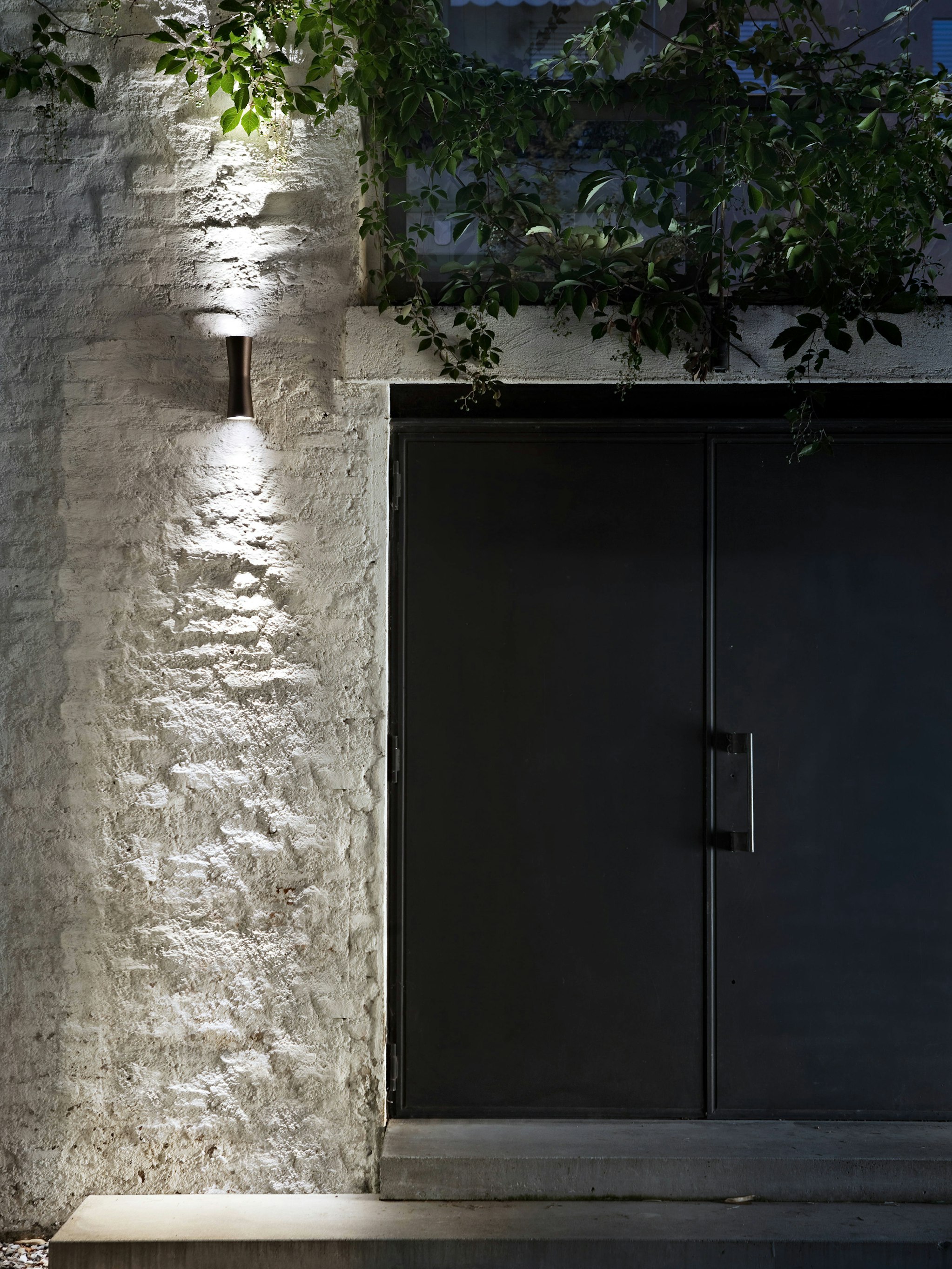 P_Md_F-Clessidra-Flos-Outdoor-highlight.jpg