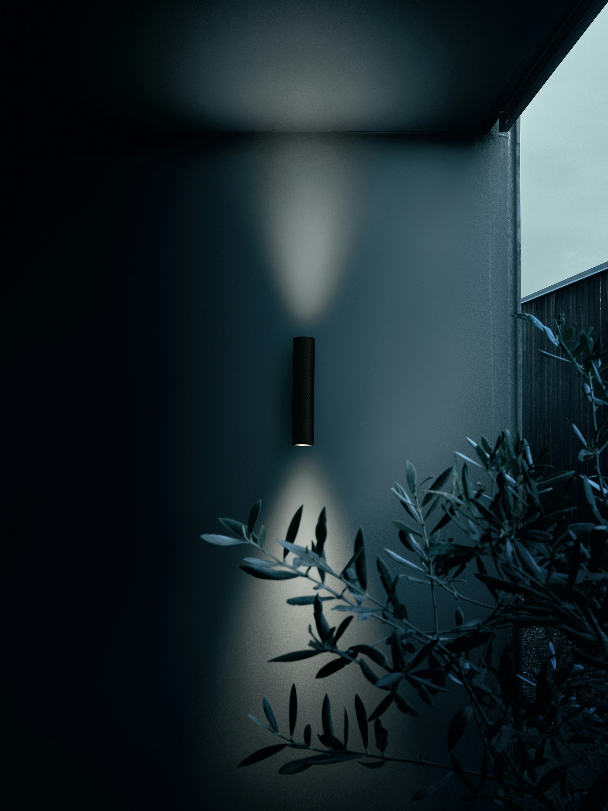 P_Md_F-Flauta-Spiga-Flos-Outdoor-highlight.jpg