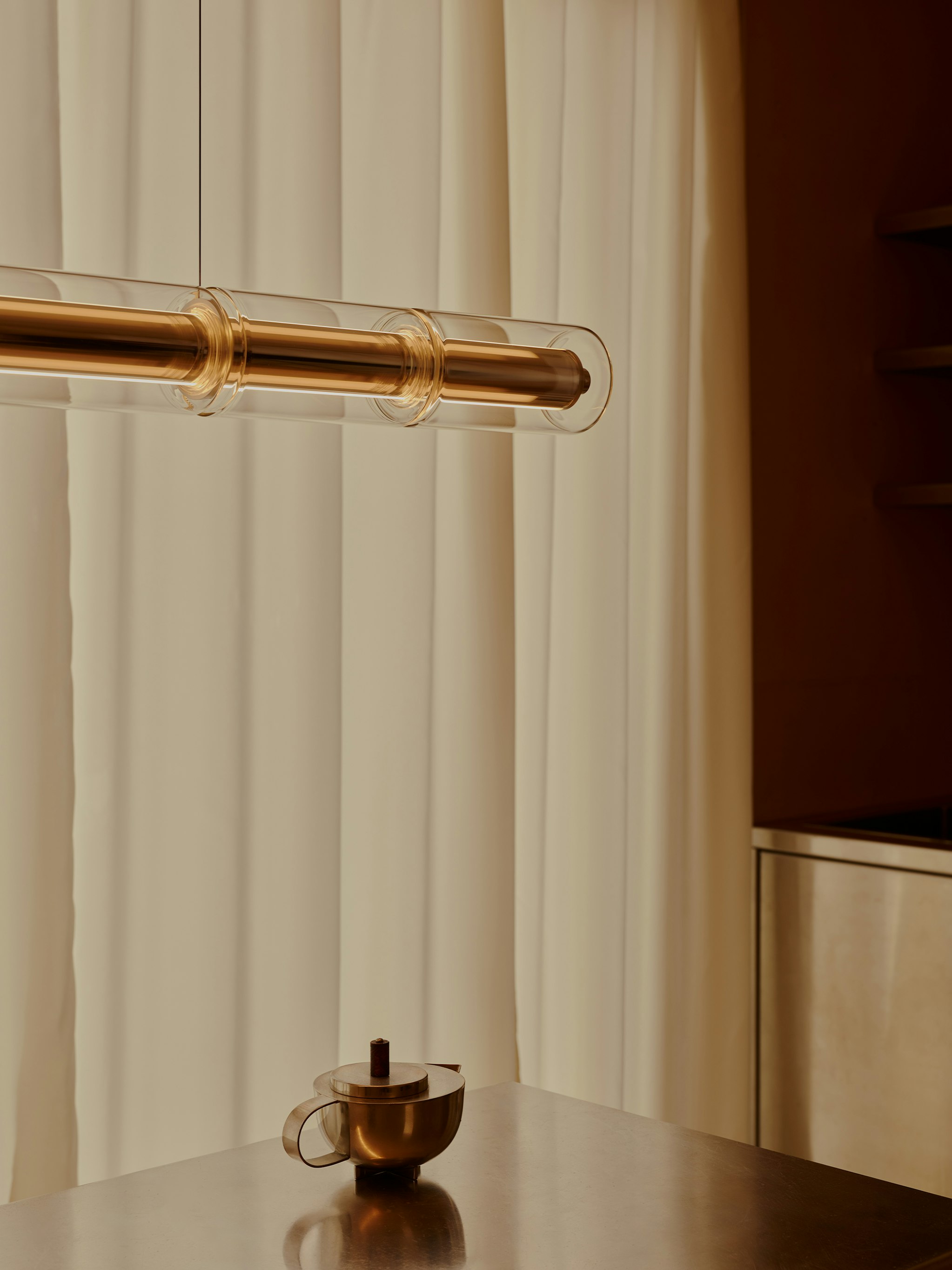 P_Md_F-Luce_Cilindrica-Flos-Decorative-highlight.jpg
