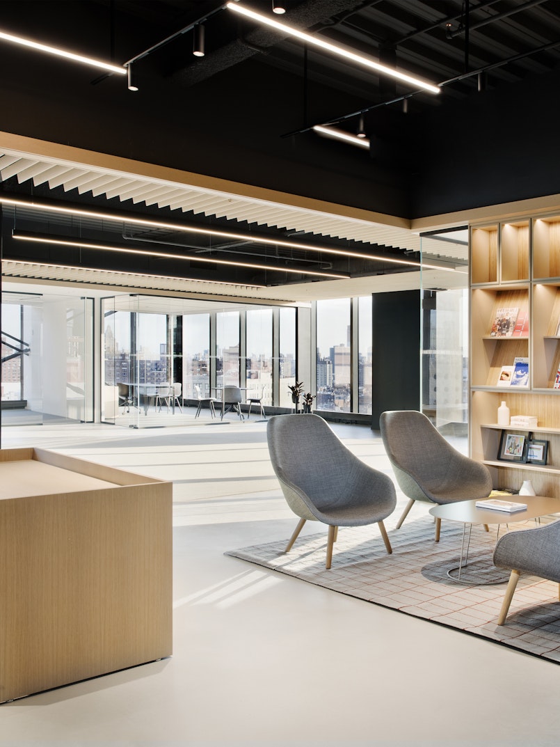 P_Md_F-The-Micro-Running-Magnet-Light-Stripe-Diffused-Flos-Architectural-highlight.jpg