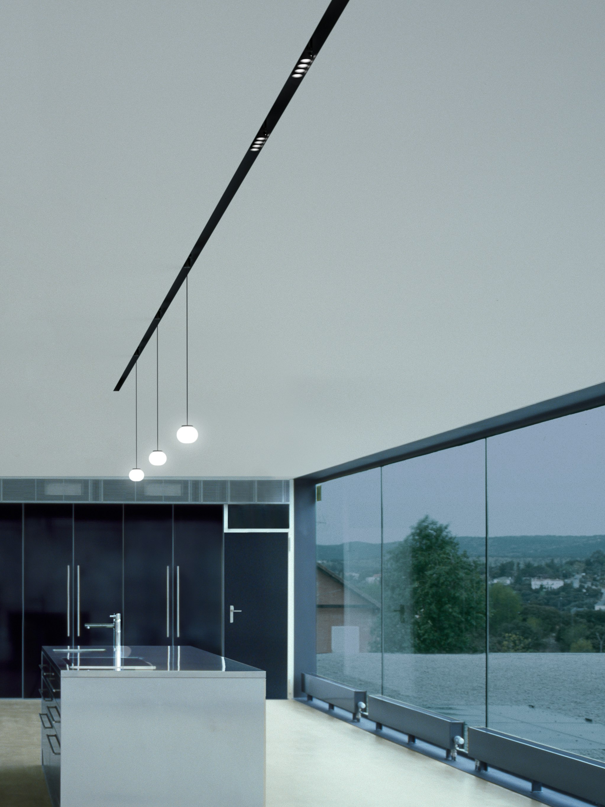 P_Md_F-The-Running-Magnet-Light-Shadow-Flos-Architectural-highlight.jpg