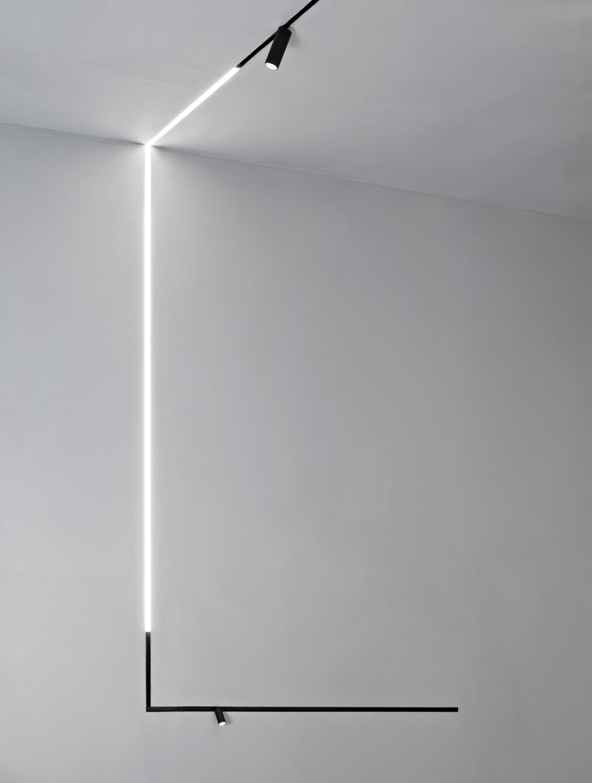 flos led light