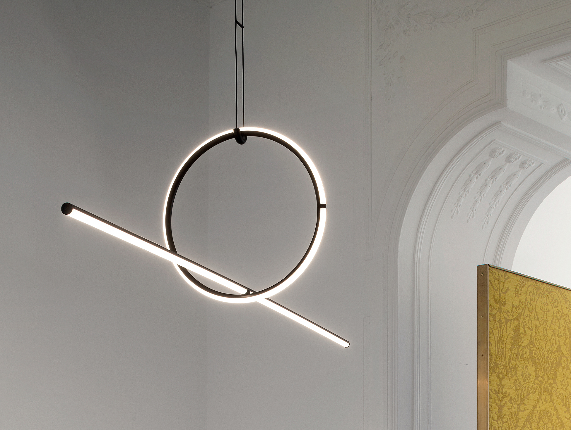 flos suspended light