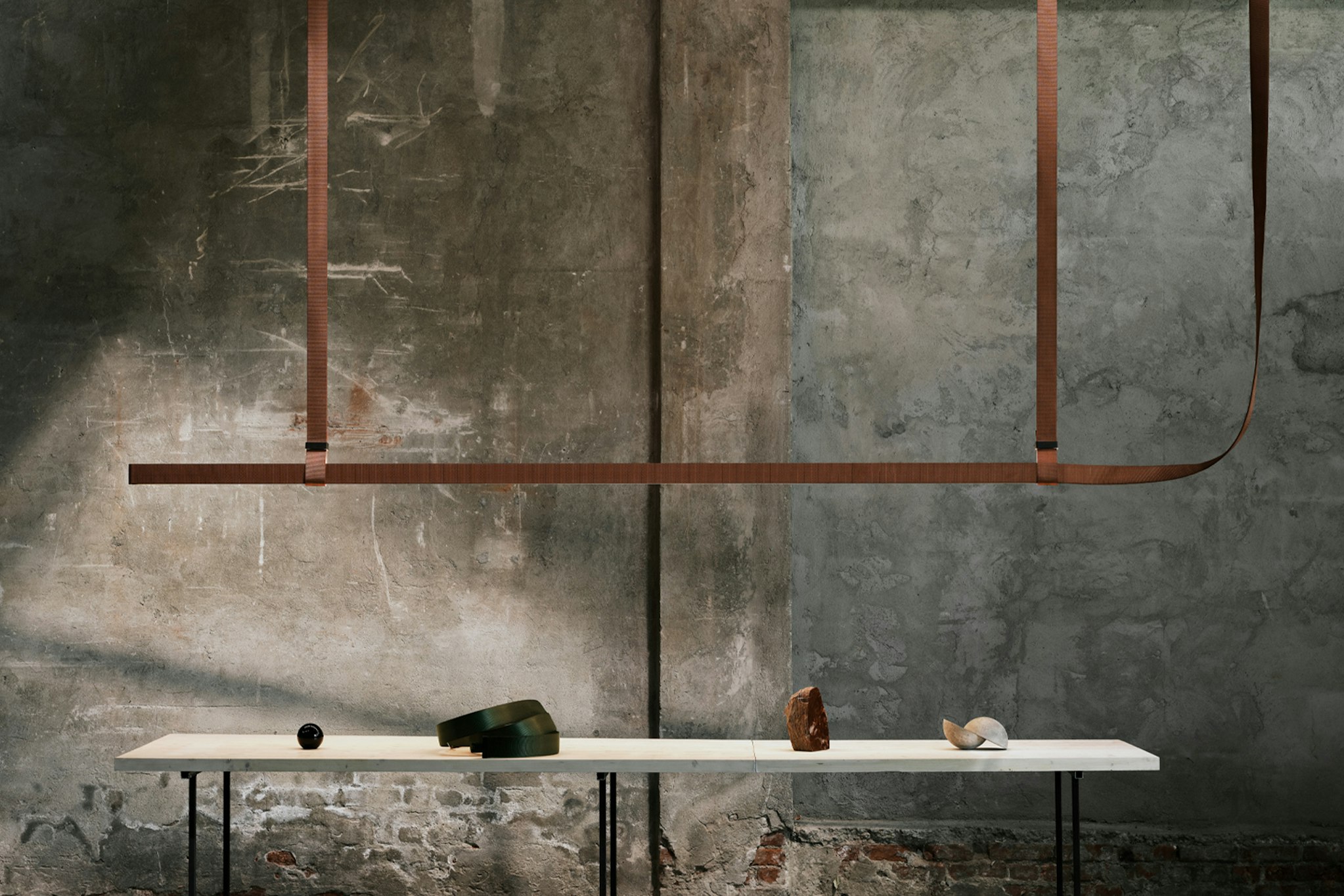 P_Sf_A-Belt-Flos-Architectural-Thubnail-life_general.jpg