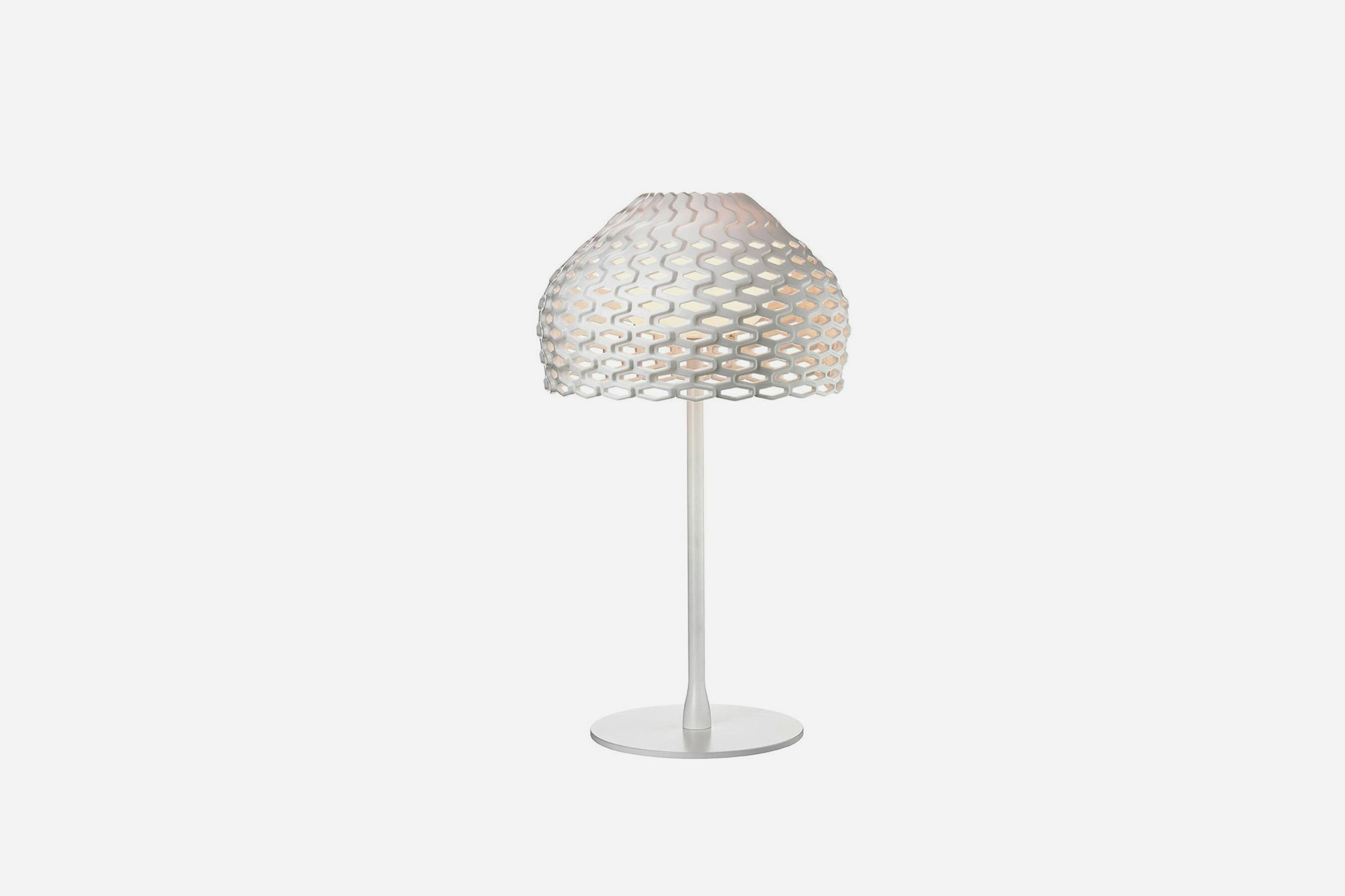 P_Sf_A-Tatou-Table-Flos-Decorative-Thubnail-life_over_grey.jpg