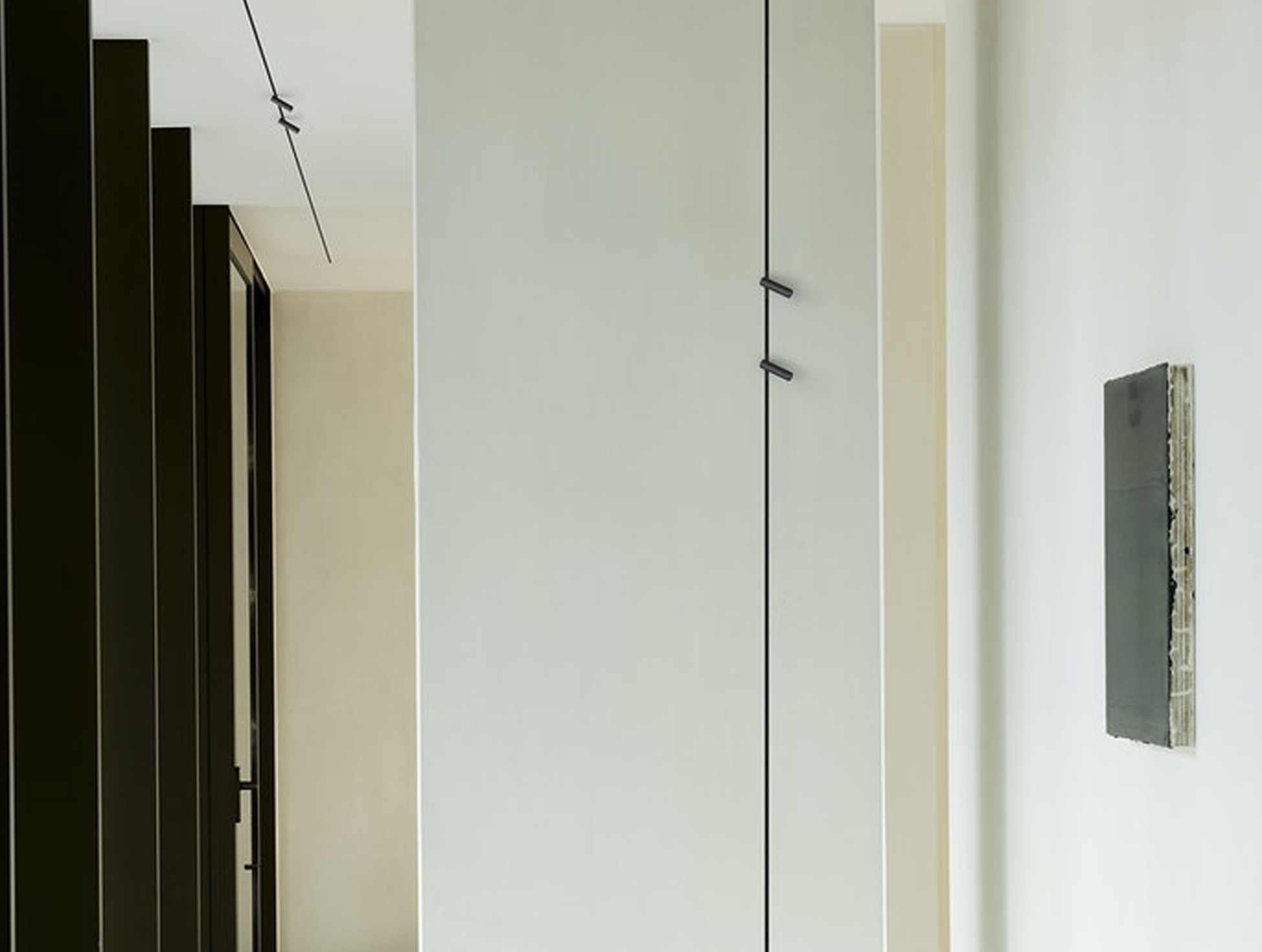 P_Sf_A-The-Micro-Running-Magnet-Flos-Architectural-Thubnail-life_general_I.jpg