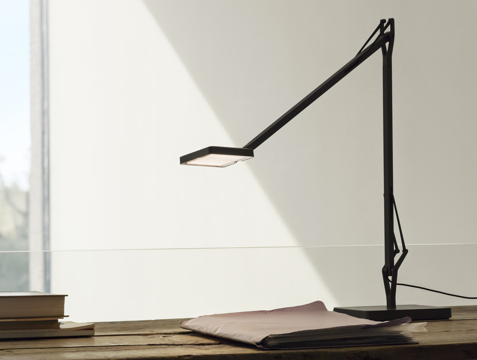 Kelvin | Lamps and lighting fixtures | Flos
