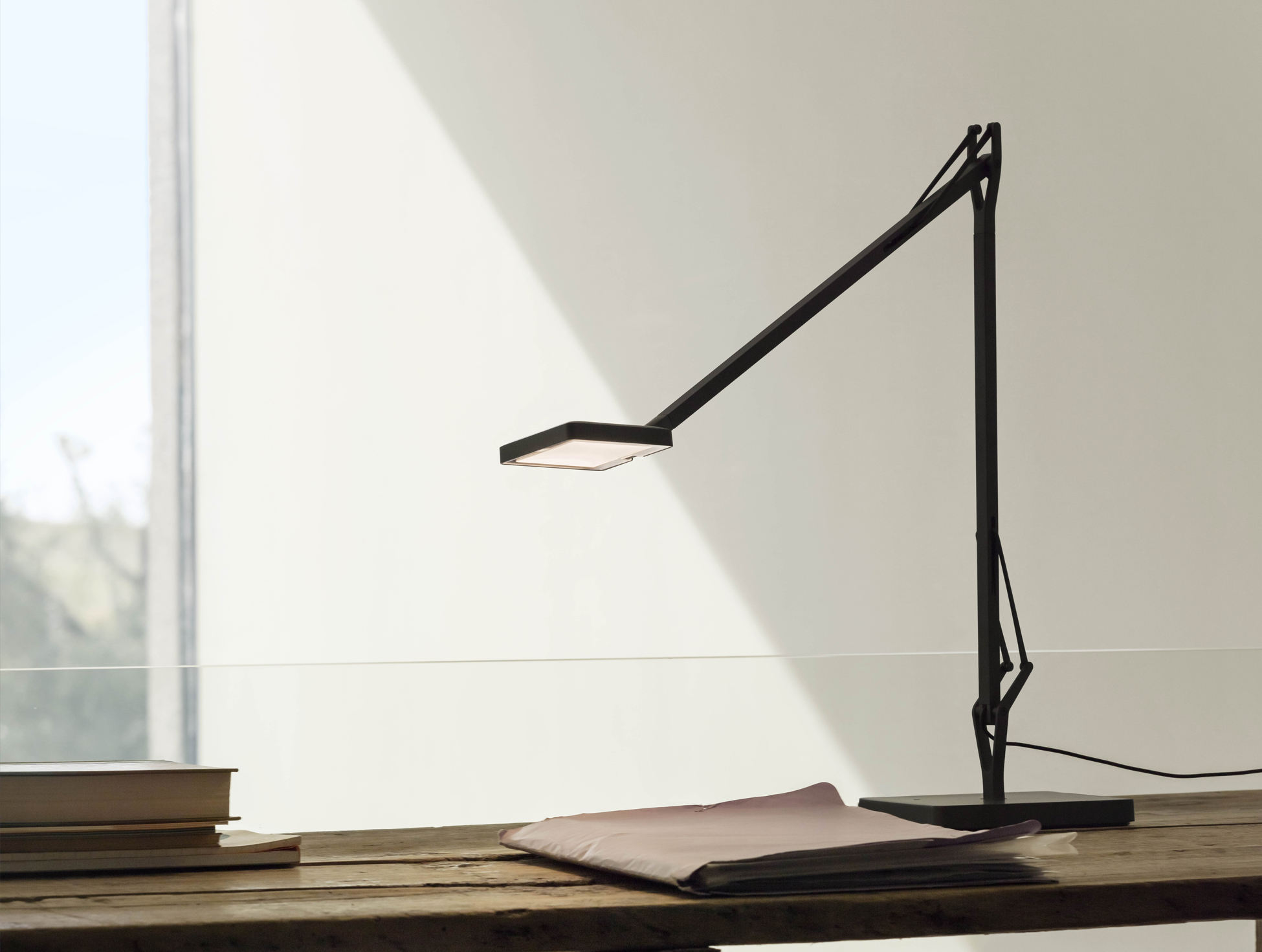 flos kelvin led table lamp