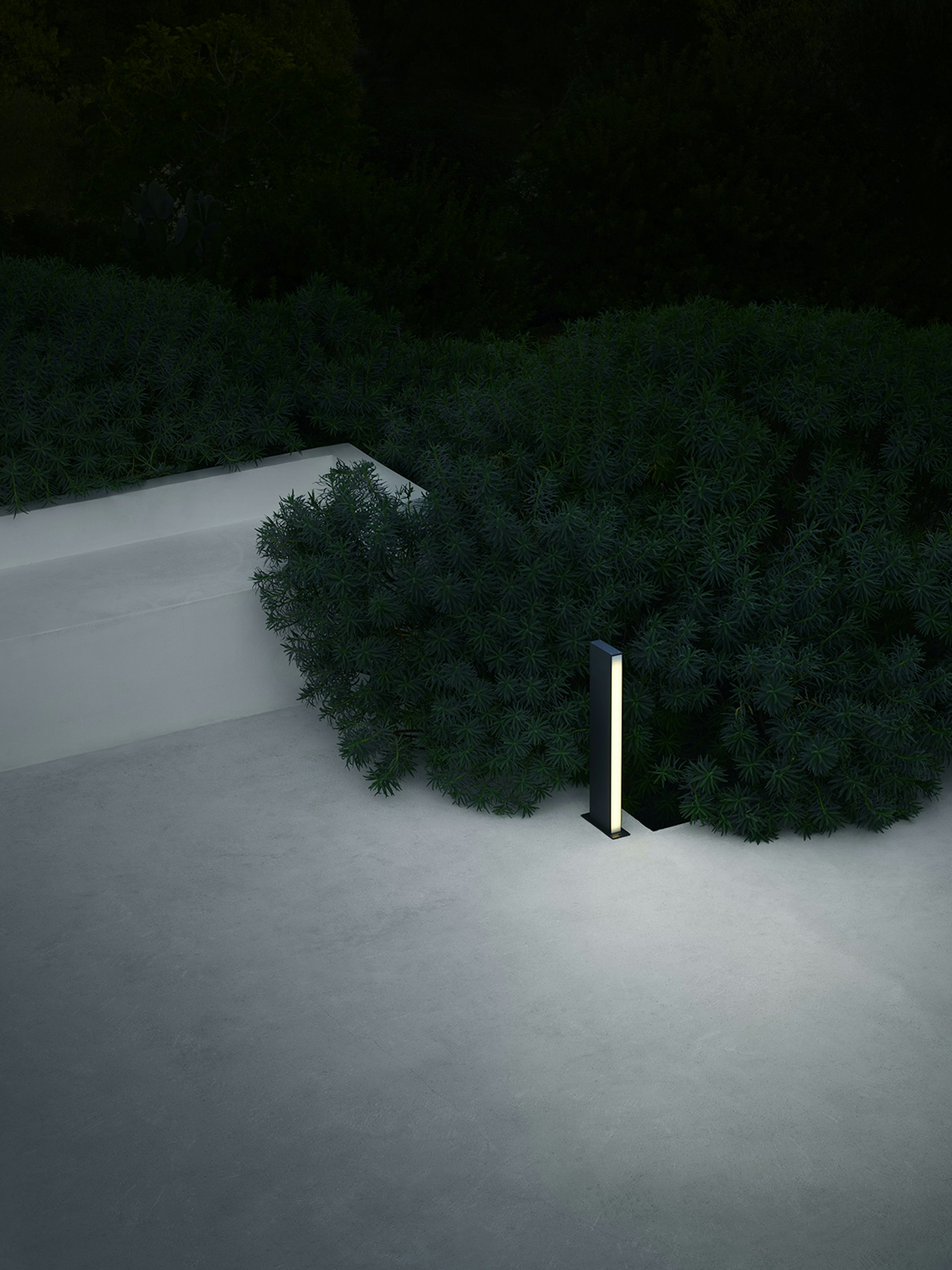 P_Sf_AV-Talia-Flos-Outdoor-Thubnail-life_general.jpg