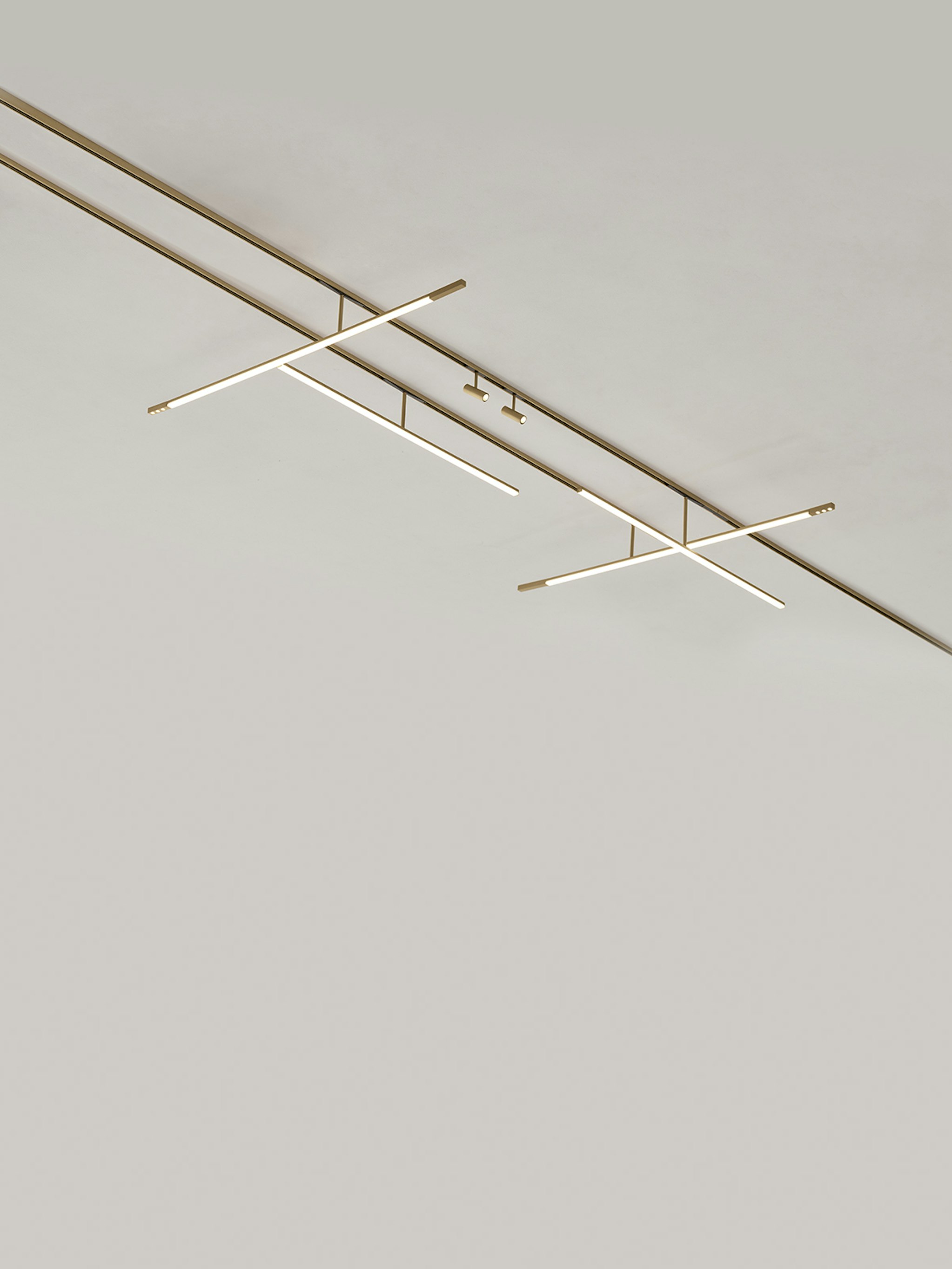 P_Sf_AV-Zero-Track-Pro-Flos-Architectural-Thubnail-life_over_grey.jpg