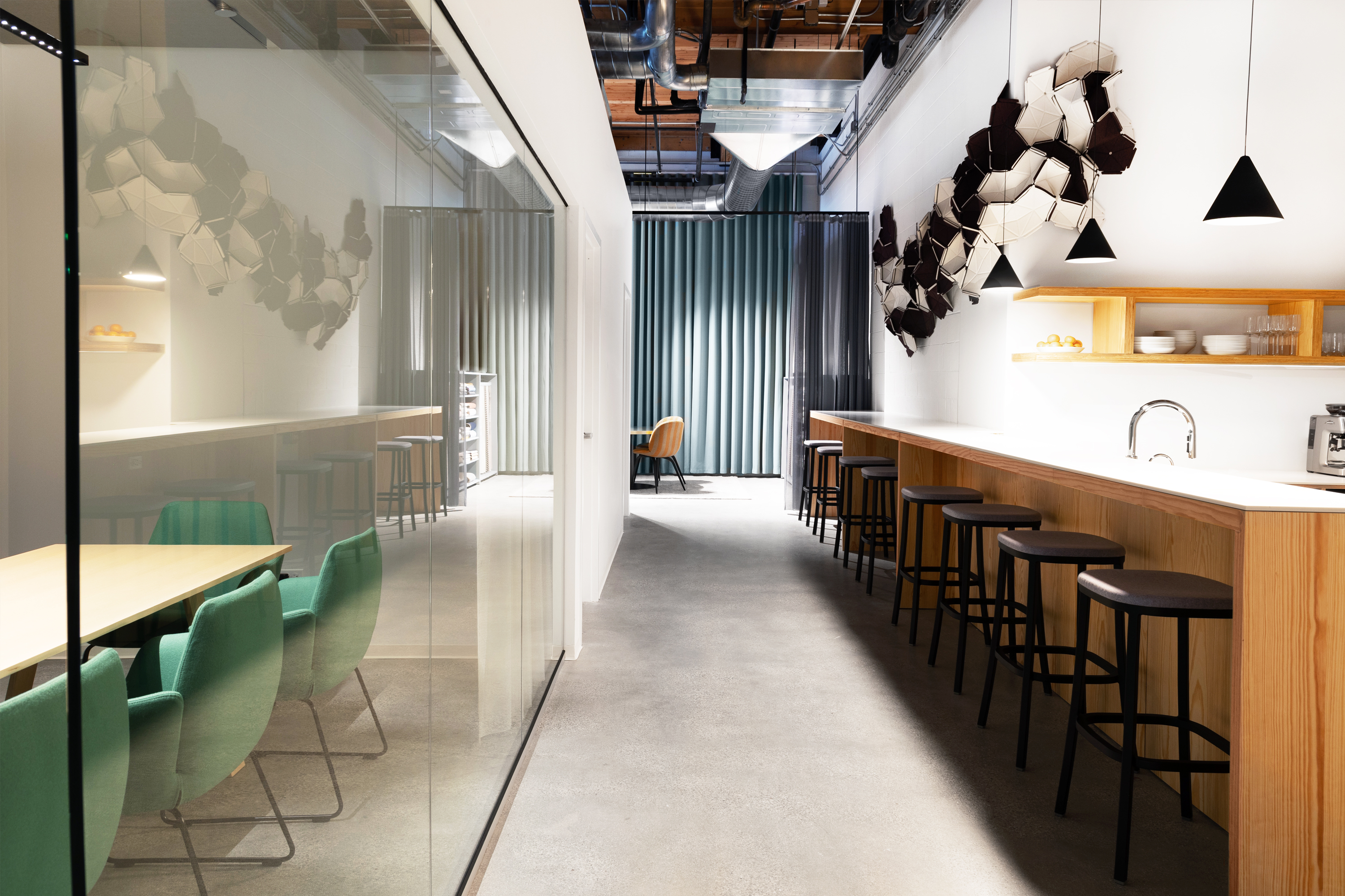Projects-Flos--Kvadrat_Chicago-04