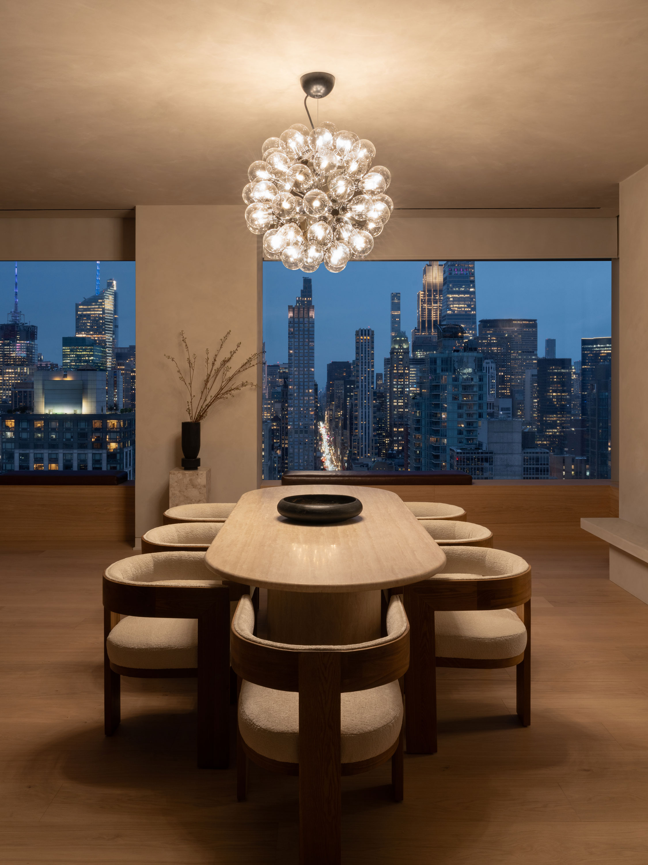 Projects-Flos-262_Fifth_Avenue-2026-11