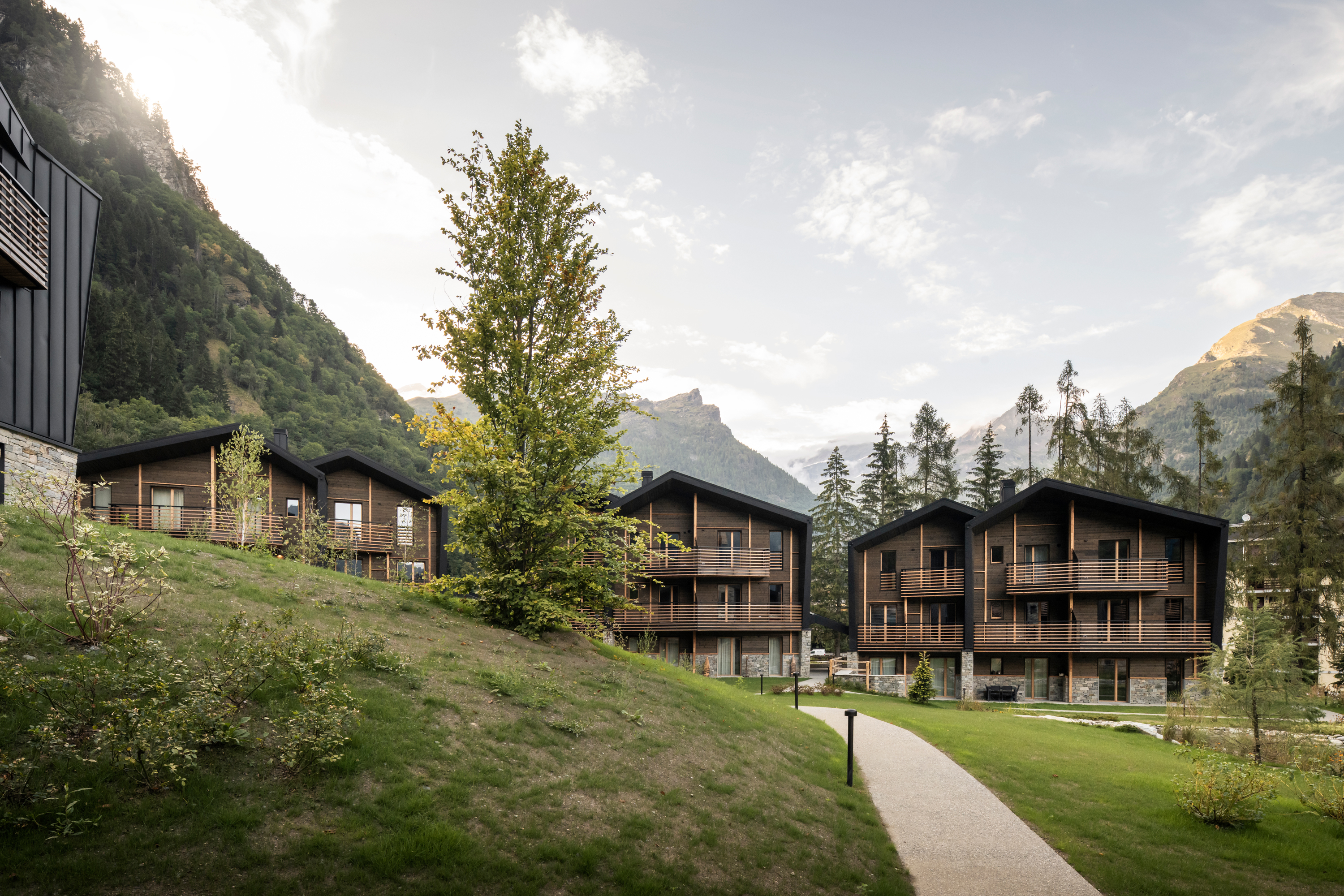 Projects-Flos-Cascata_DOtro-03