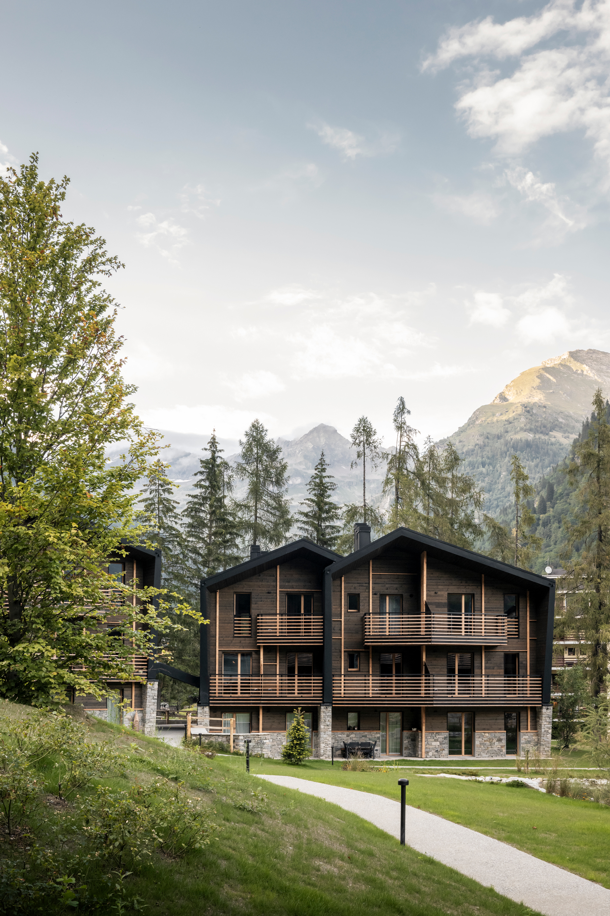 Projects-Flos-Cascata_DOtro-10