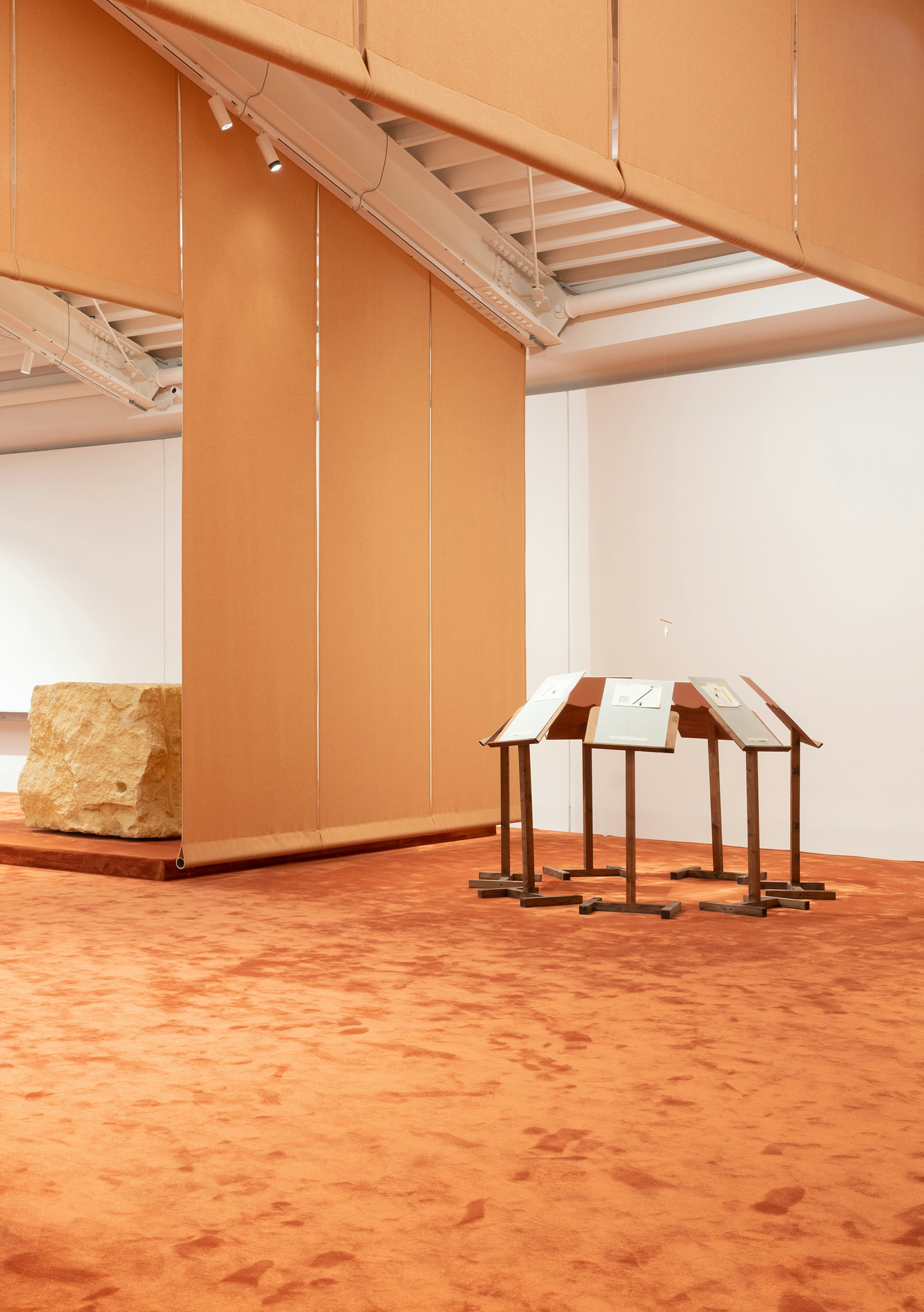 Projects-Flos-Centro_Pecci_Eccentrica-09