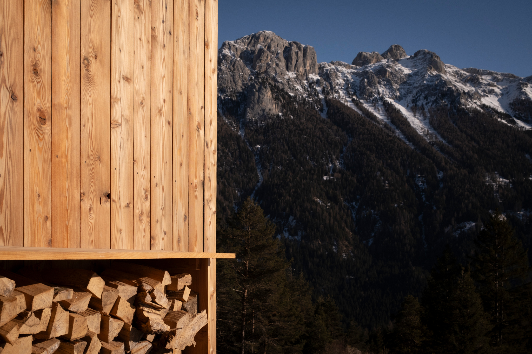 Projects-Flos-Dolomites-Val_di_Fassa-04