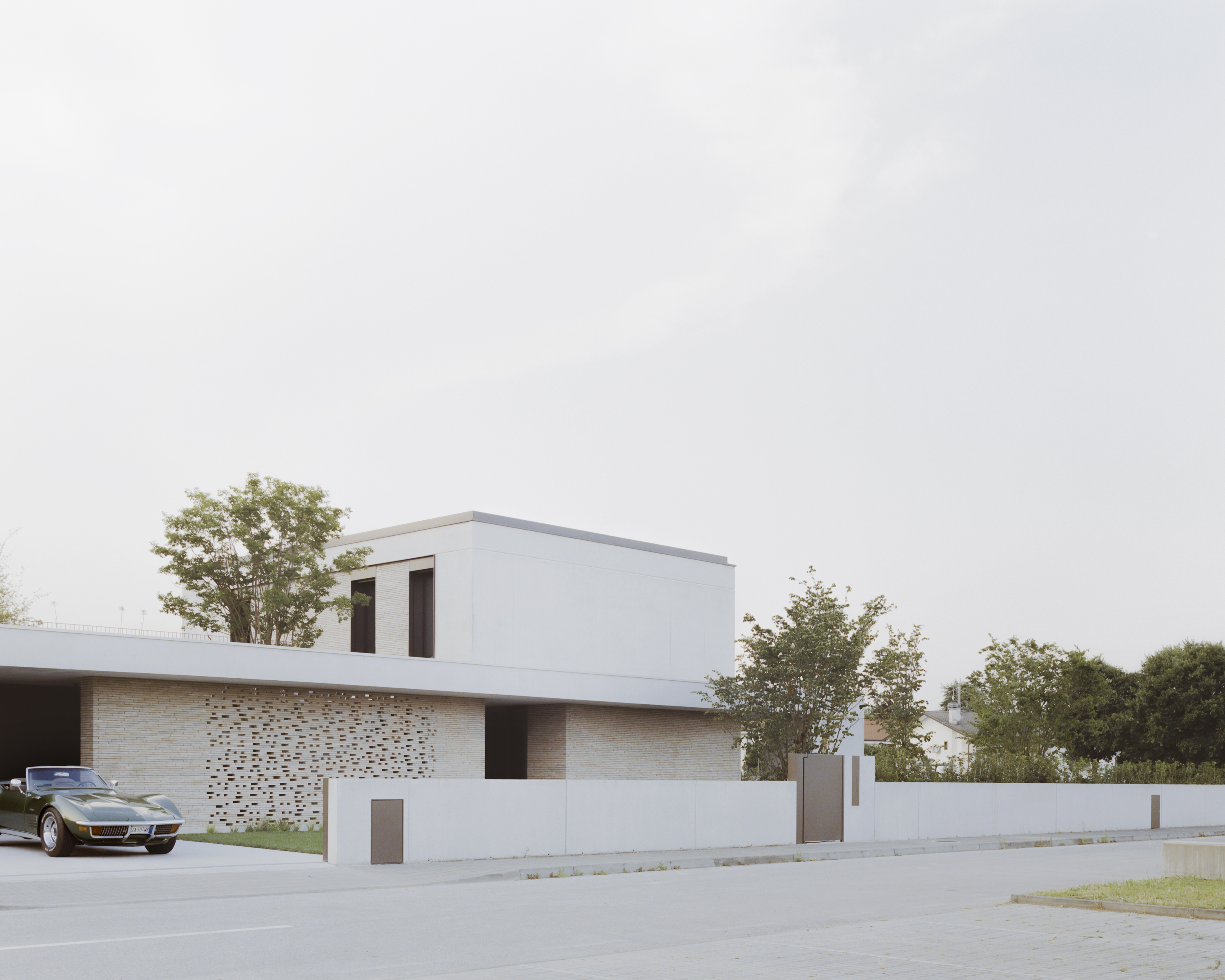 Projects-Flos-House_GM-2026-001