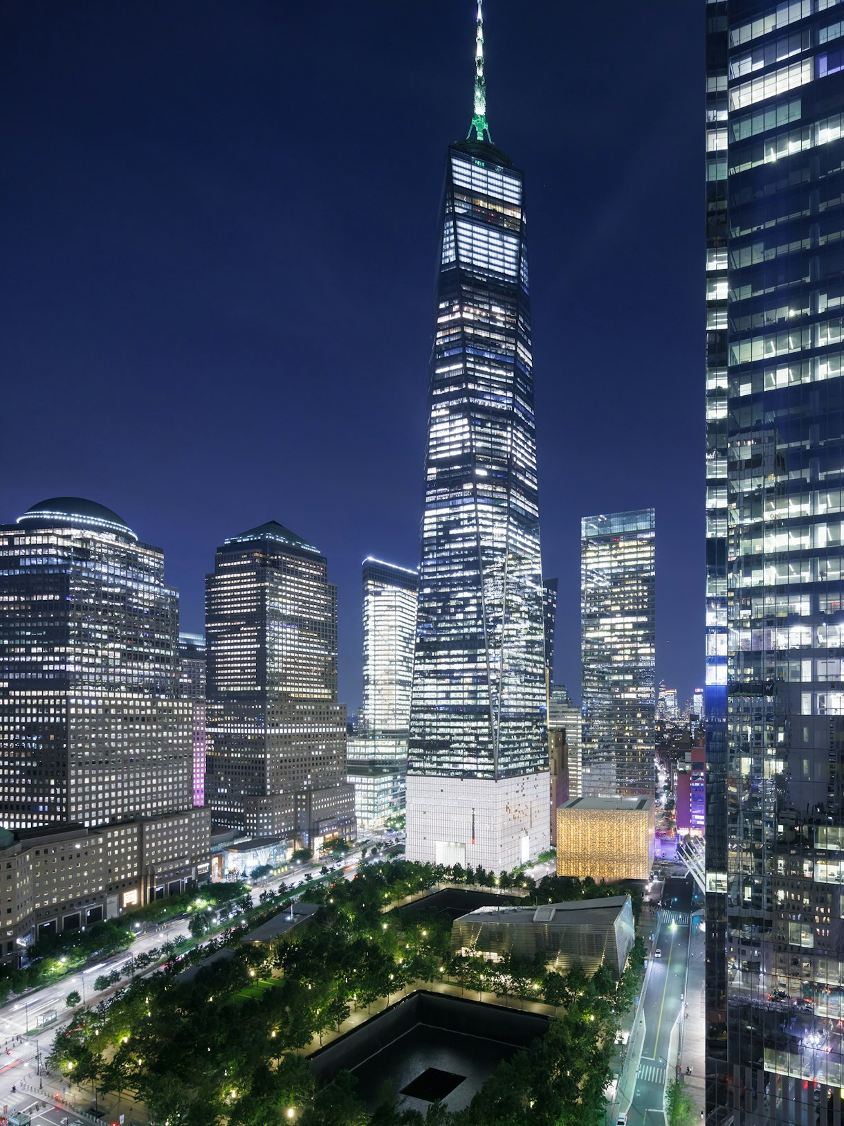 Projects-Flos-Perelman_Center-02