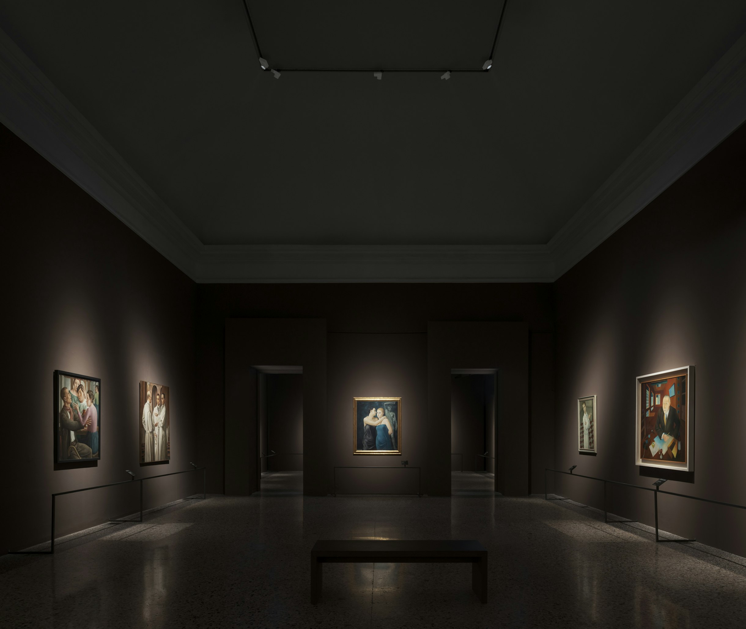 Projects-Flos-Realismo-magico-Milan-flos-02