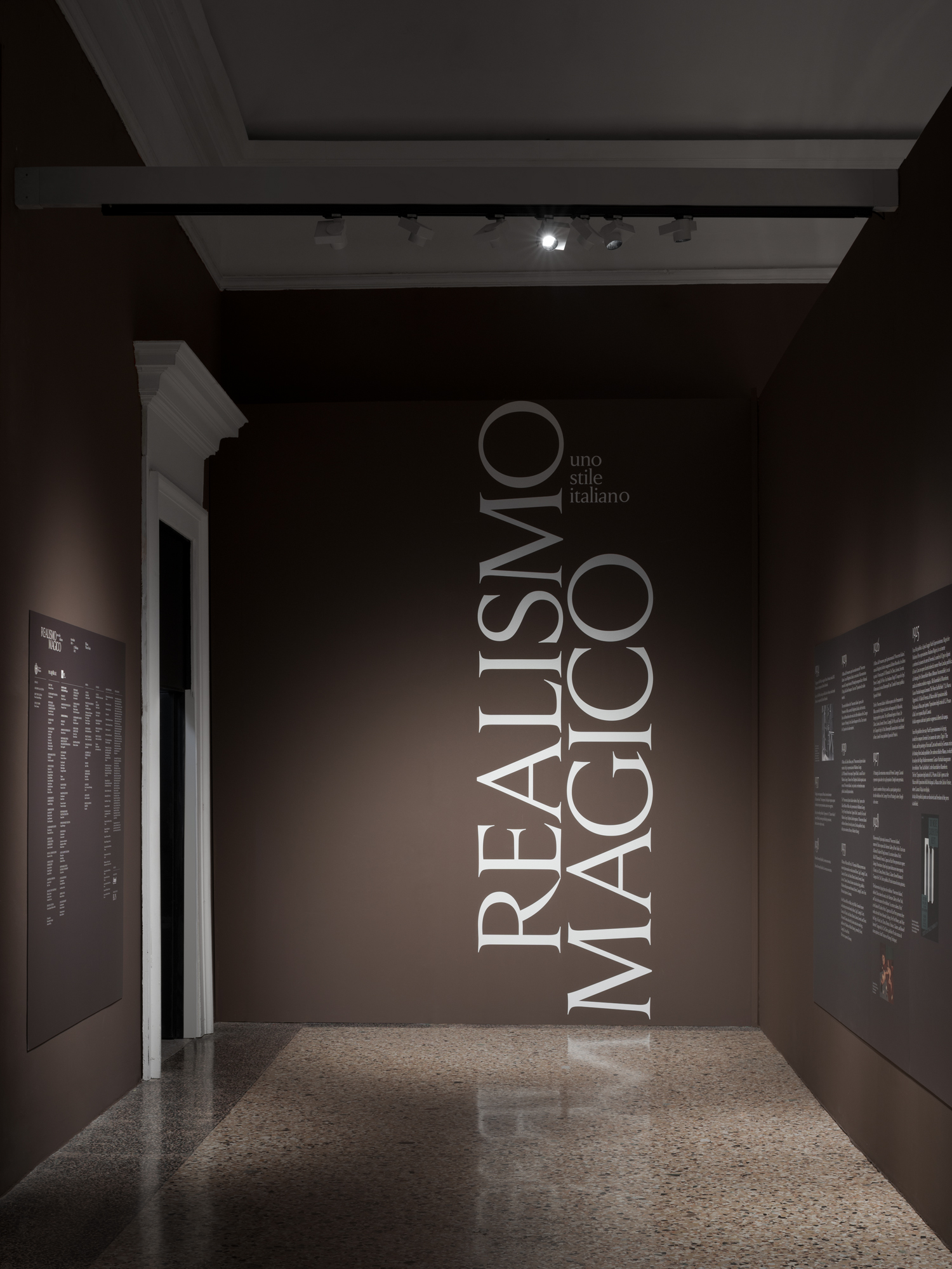 Projects-Flos-Realismo-magico-Milan-flos-03