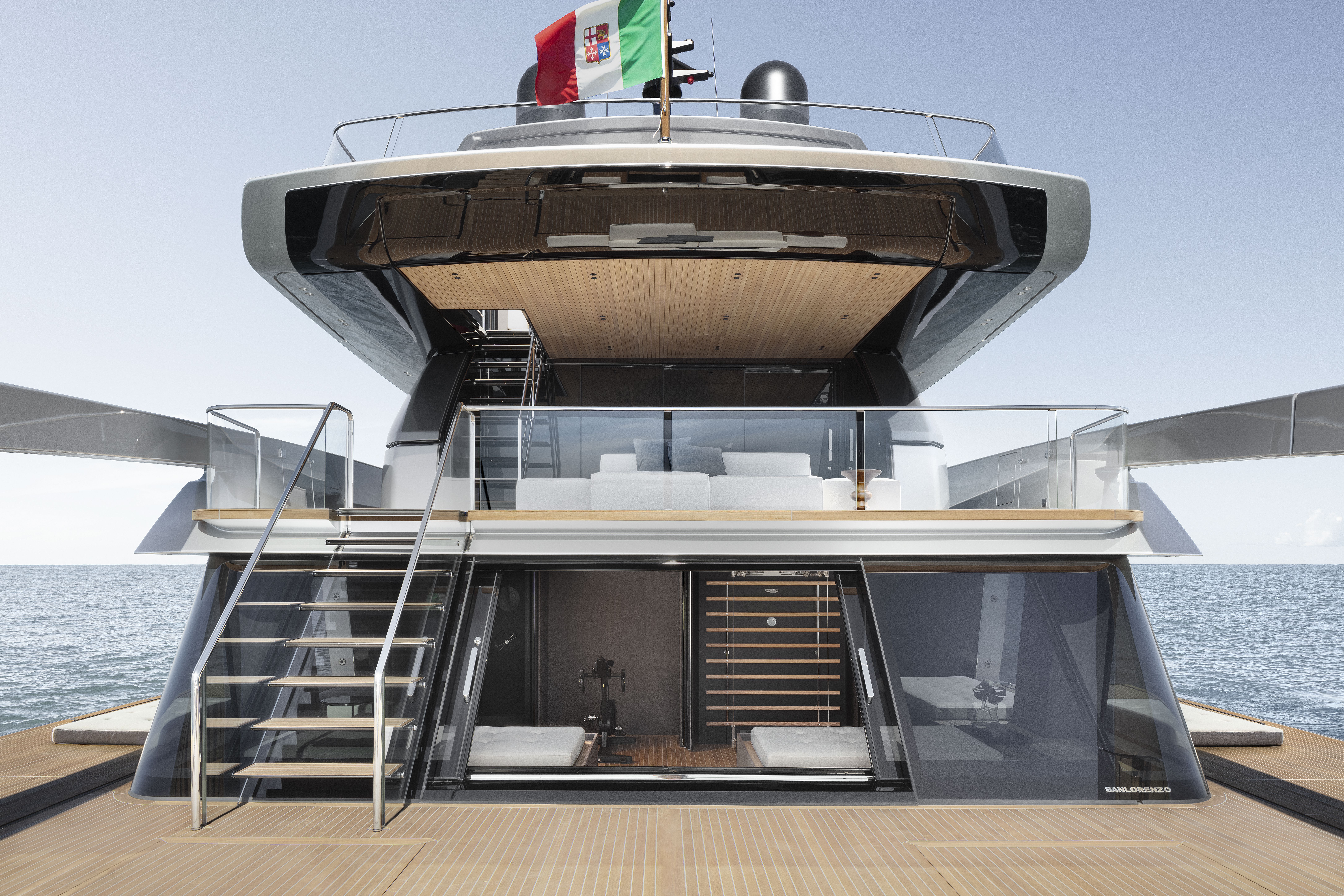 Projects-Flos-San-Lorenzo-SX-112-Yacht-01