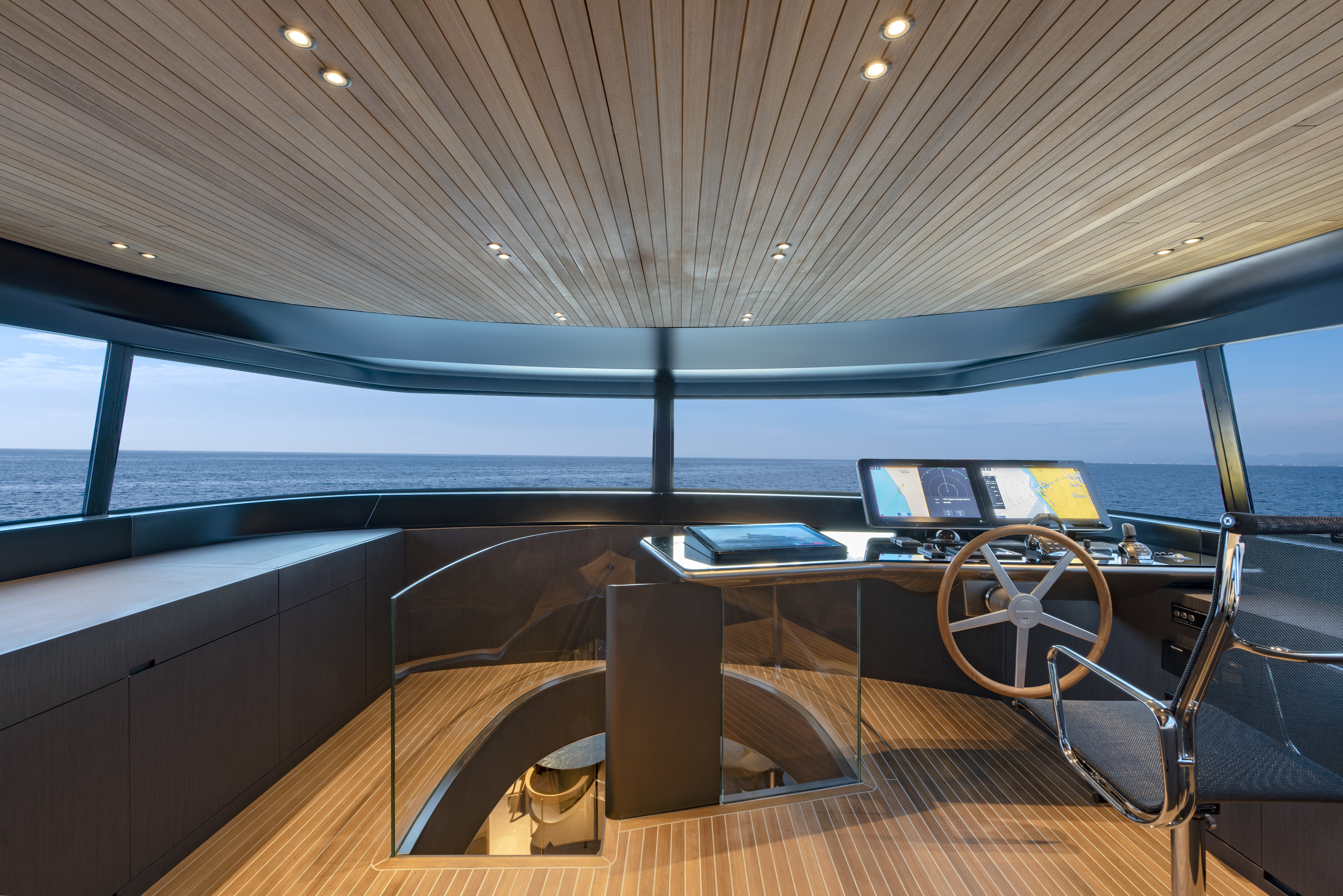 Projects-Flos-San-Lorenzo-SX-112-Yacht-02