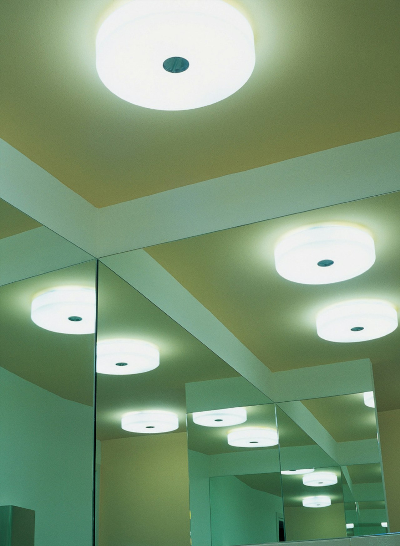 Browse all Button products | Flos