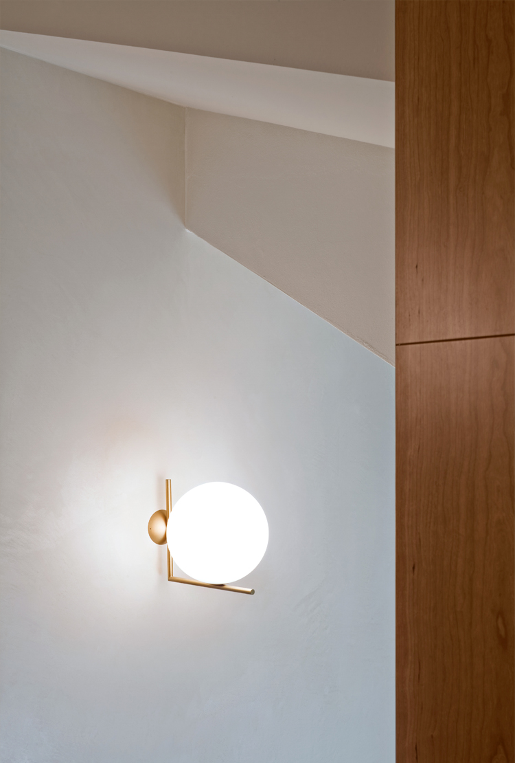 Flos ic deals ceiling light