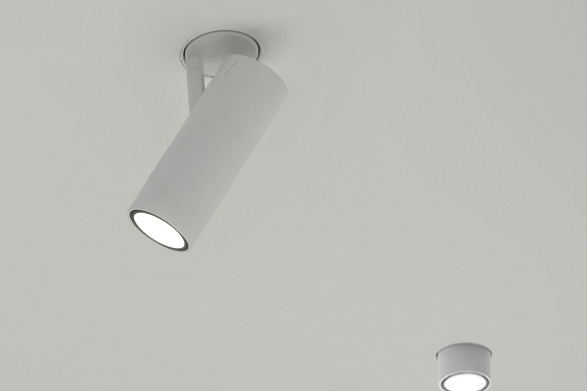 P_Fm_A-Find-Me-Flos-Architectural-Thubnail-life.jpg