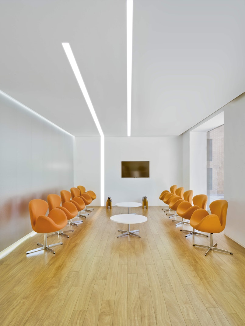P_Md_F-In-Finity-70-Recessed-Trim-Flos-Architectural-highlight.jpg