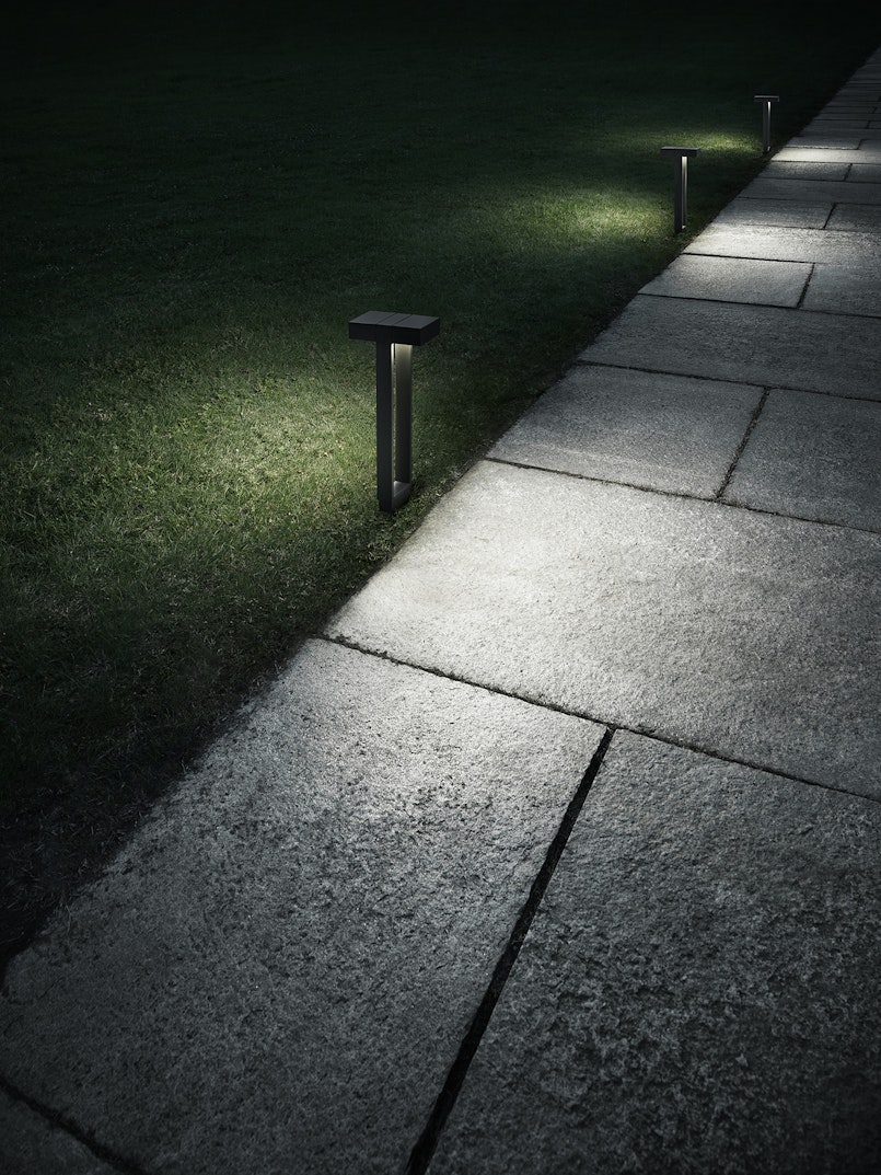 P_Md_F-Mile-Bollard-1-Double-Flos-Outdoor-highlight.jpg