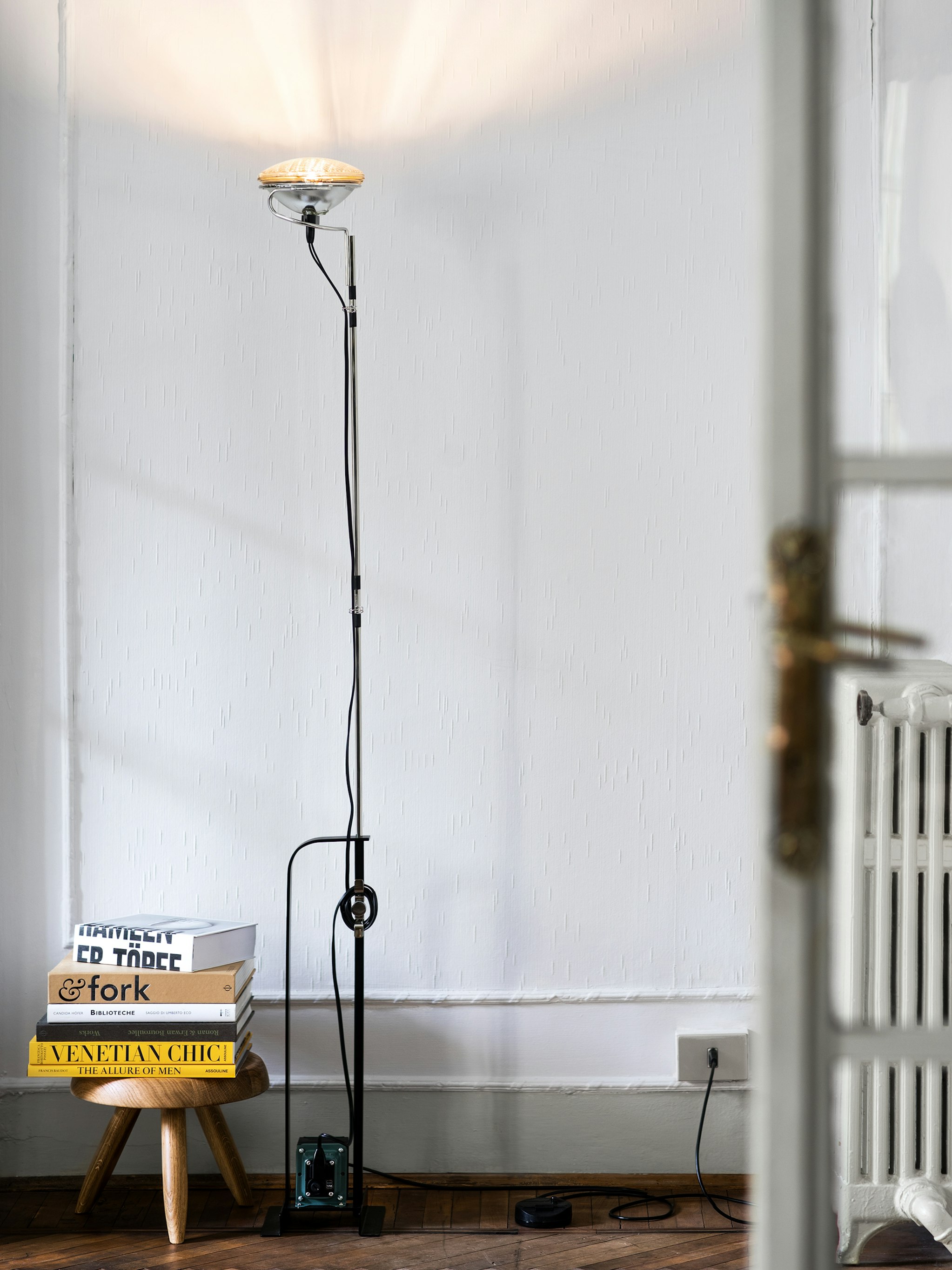 P_Md_F-Toio-Flos-Decorative-highlight.jpg