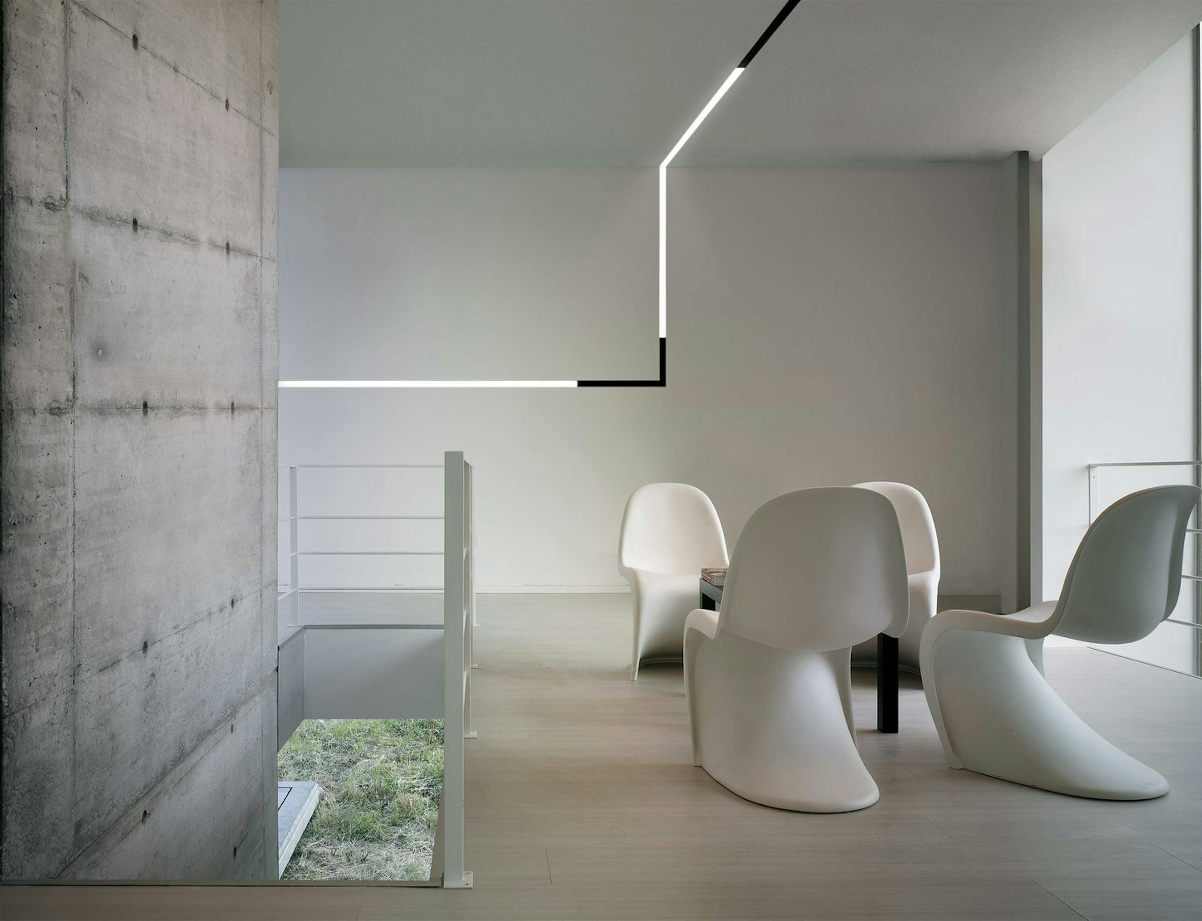 The-running-magnet-flos-architectural-R-08.jpg