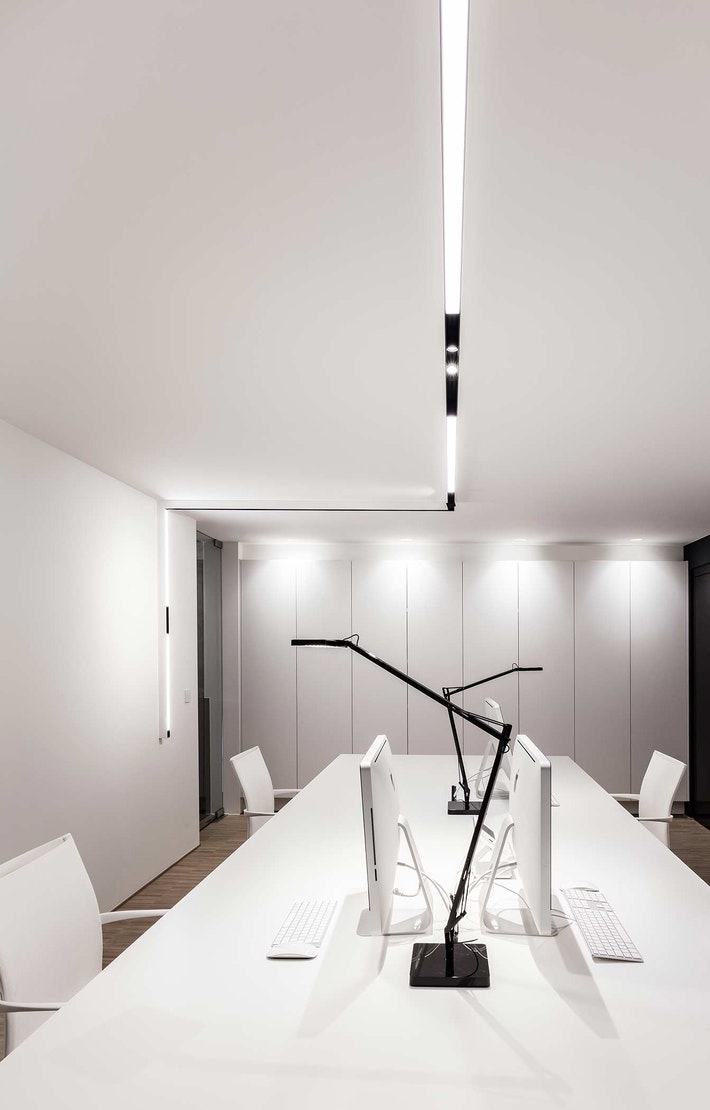 Flos deals linear light