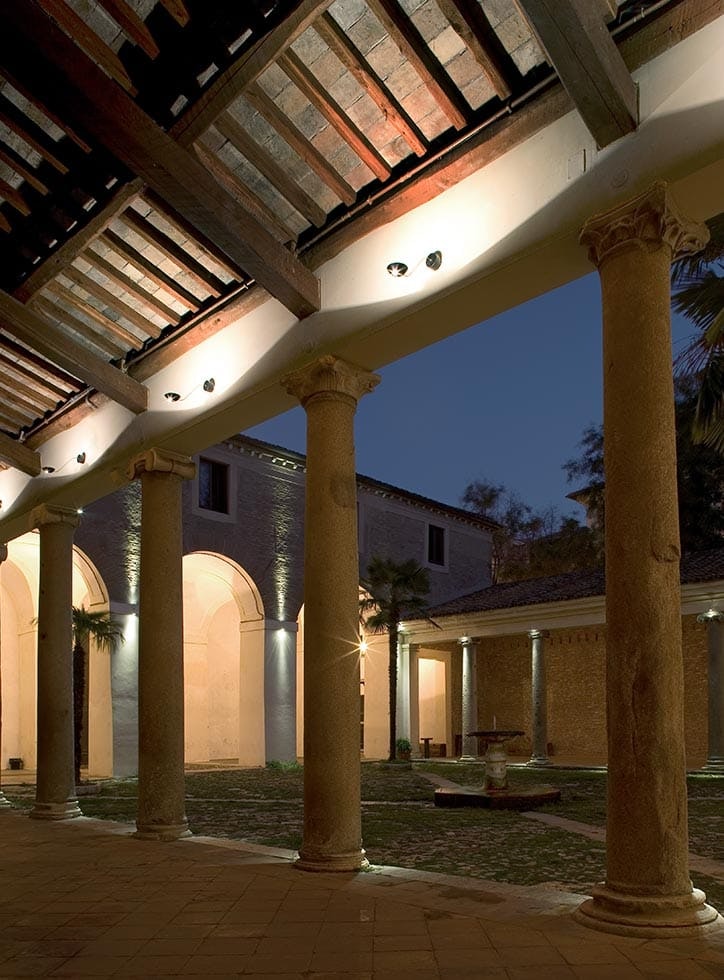 holy-places-basilica-san-clemente-roma-flos-12-724x980