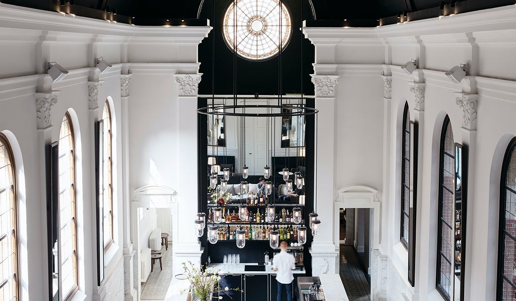 hospitality-hotel-august-antwerp-flos-03