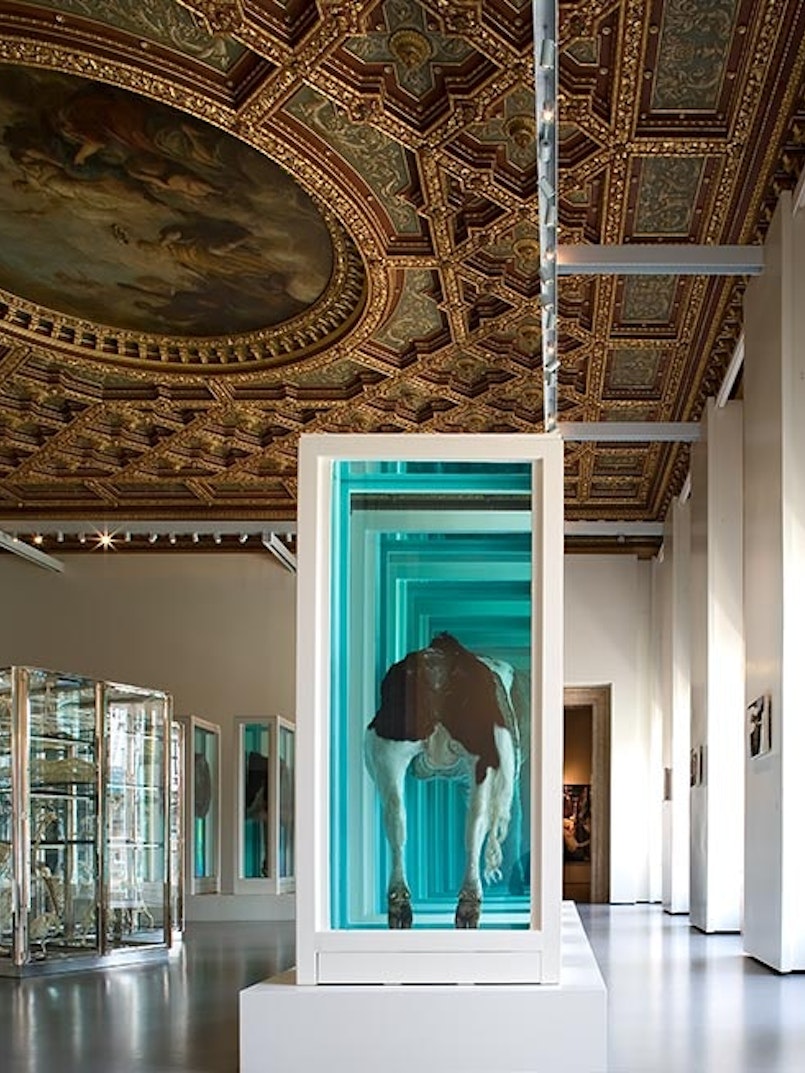 museums-palazzo-grassi-venezia-flos-06-508x654