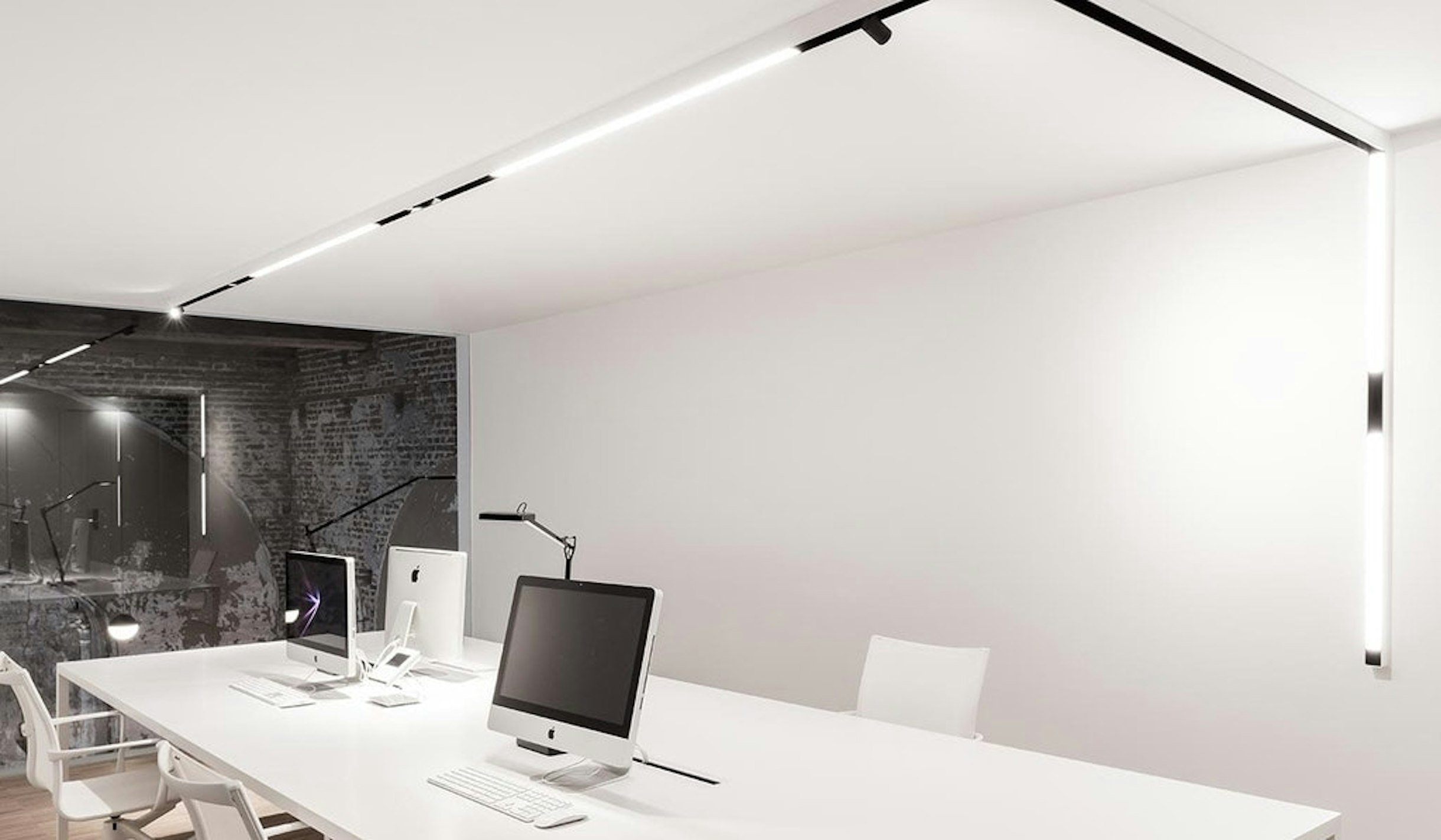 offices-klaarchitectuur-belgium-flos-10-1440x840