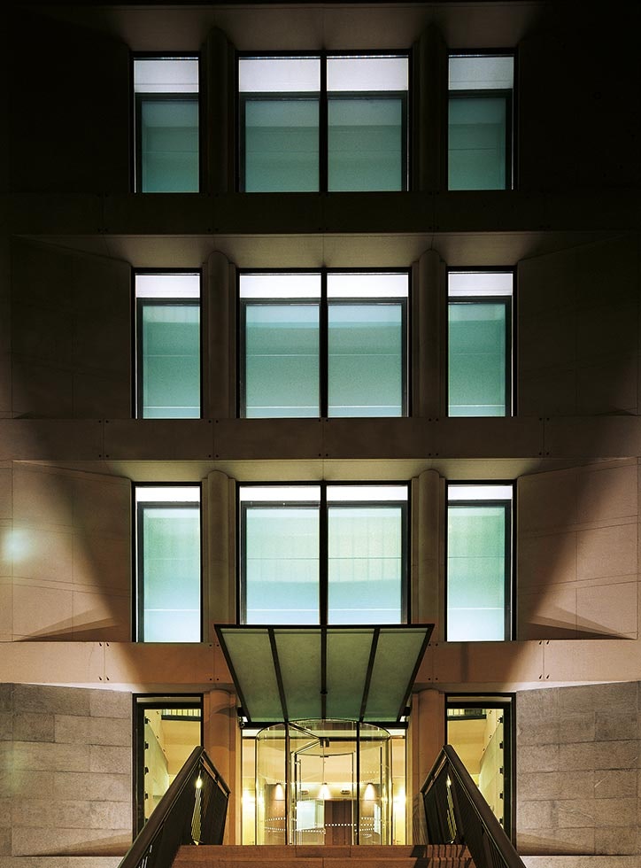 offices-riva-milano-flos-13-724x980