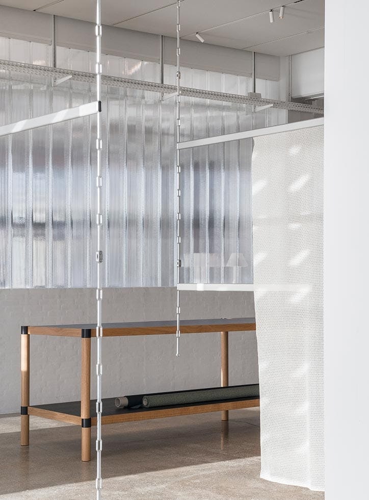 retail-kvadrat-showroom-copenaghen-flos-main-13-724x980