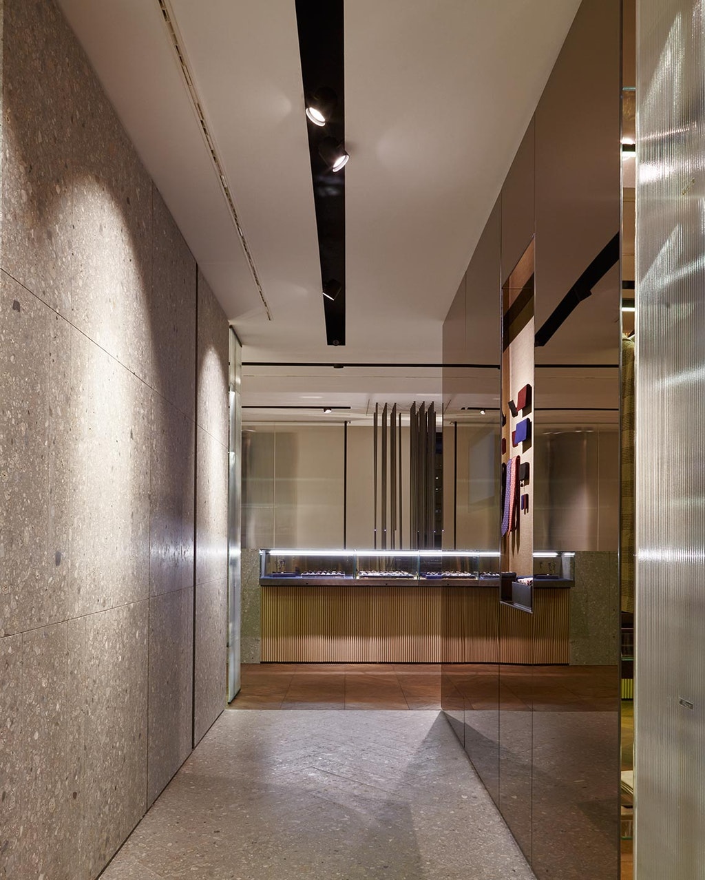 retail-lardini-milano-flos-08-1136x1418