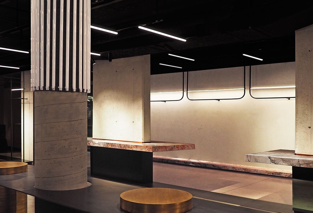 retail-richmond-milano-flos-05