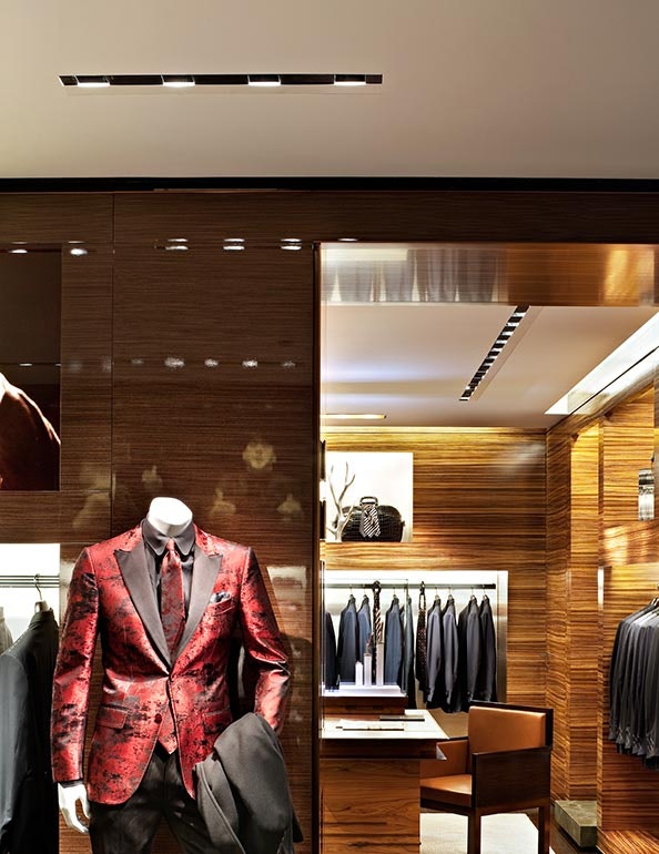 retail-zegna-milano-flos-02-594X770