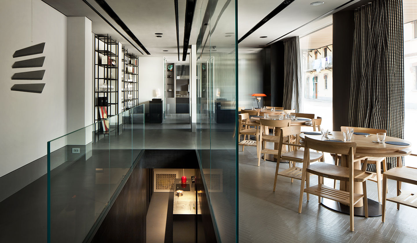 special-do-restaurant-cornaredo-milan-flos-03