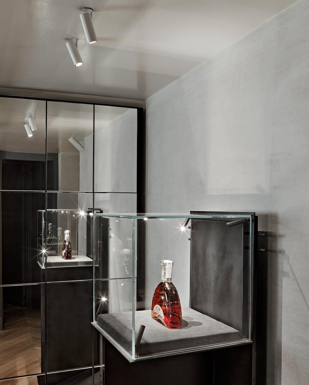 special-montenapoleone-lounge-milano-flos-09-1136x1418