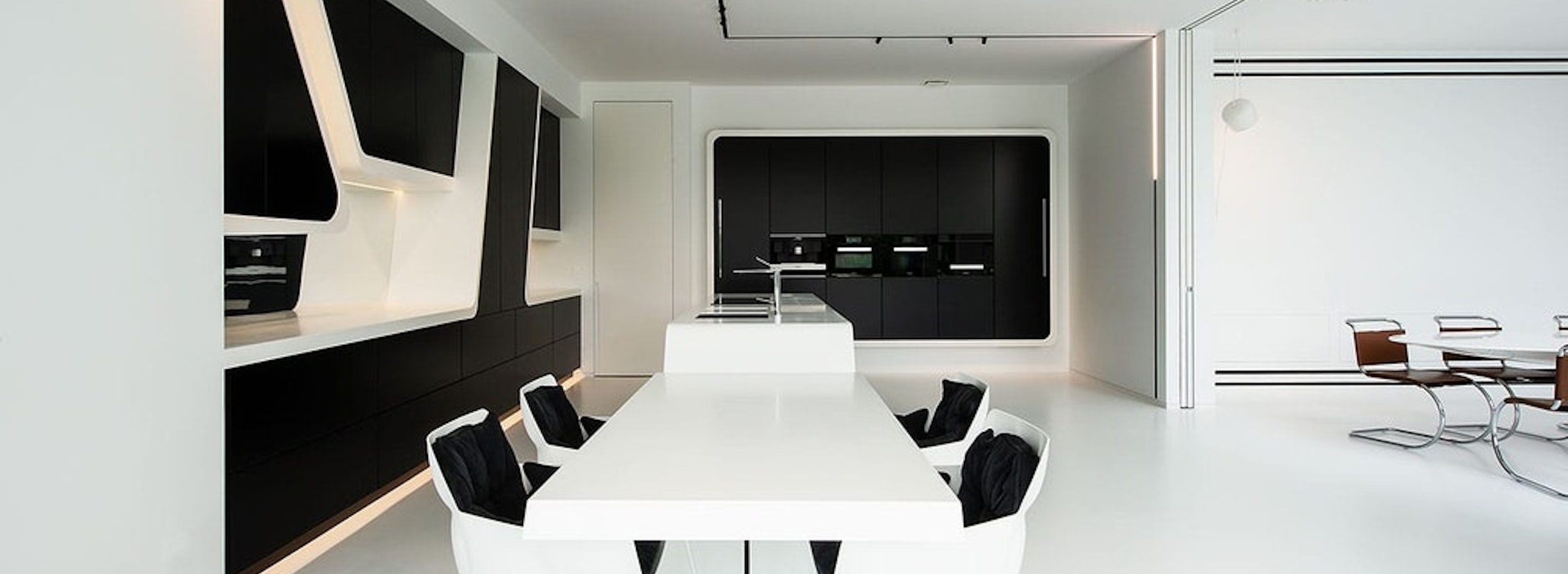 special-private-residence-belgium-flos-03-1440x840