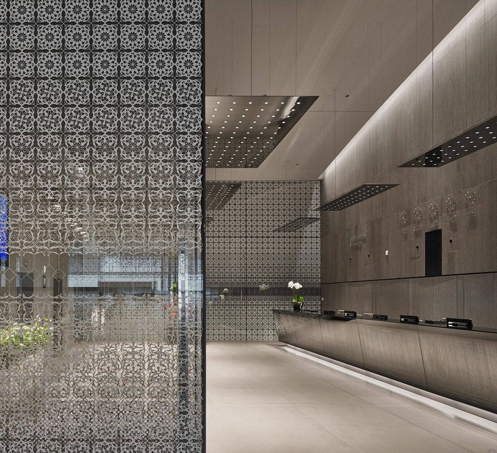 special-qatar-airways-doha-flos-01-1864x1698