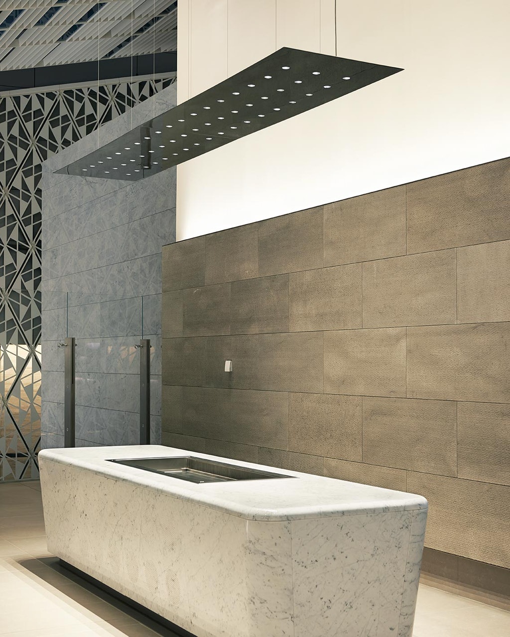 special-qatar-airways-doha-flos-08-1136x1418